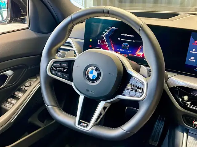 BMW 318 view 12