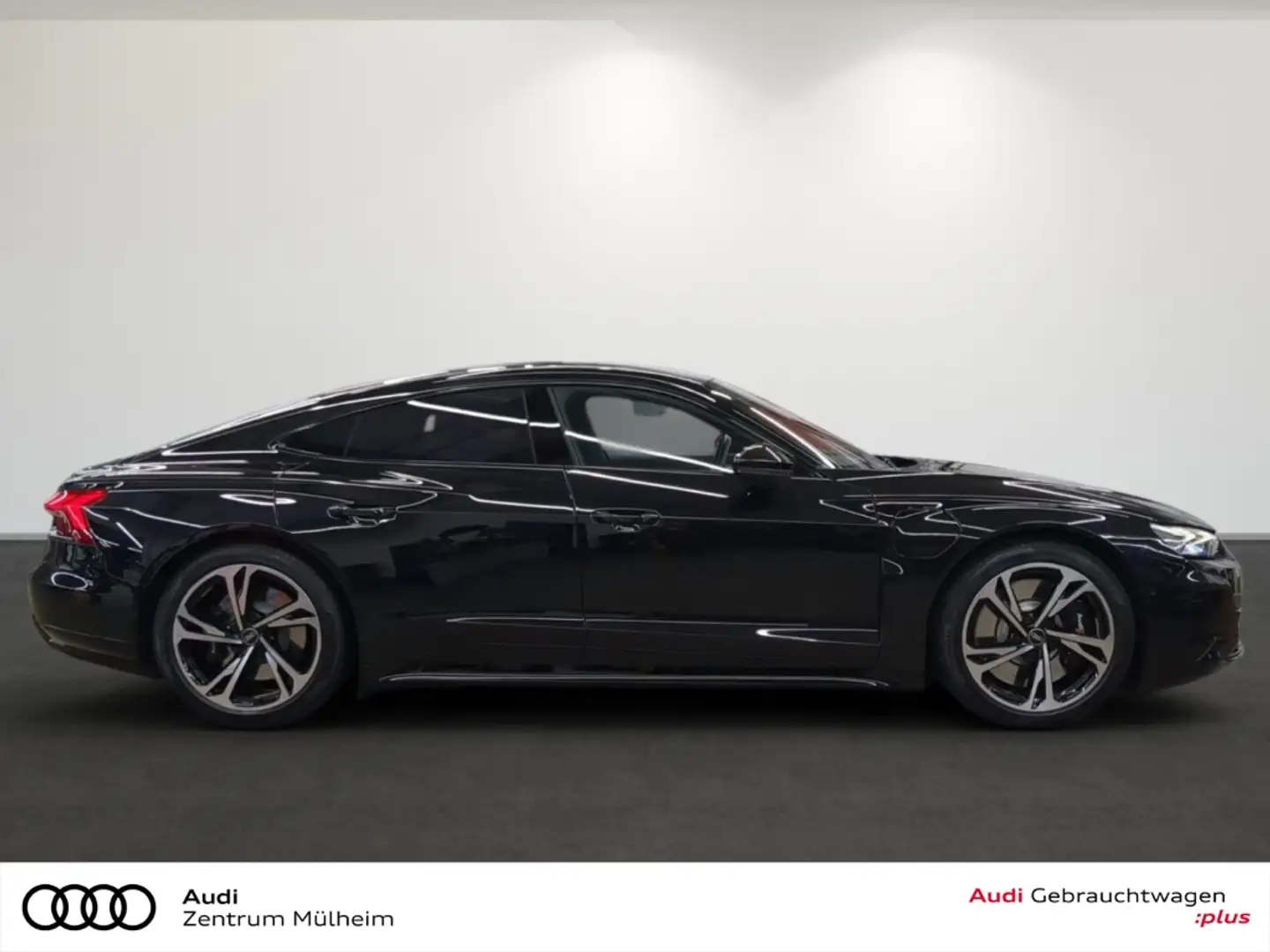 Audi e-tron GT quattro Navi Pano LED Leder Head up Schwarz - 2