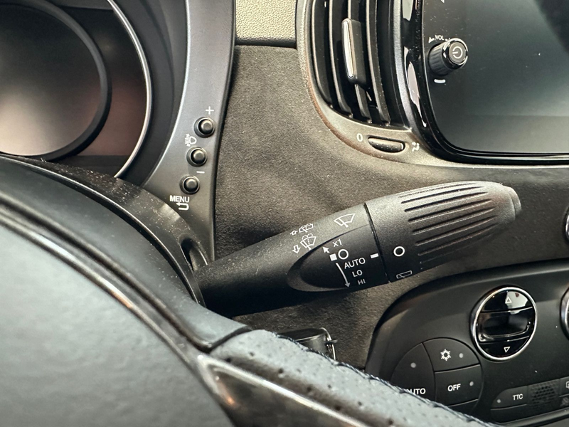 Abarth 695 75 Anniversario — photo 14