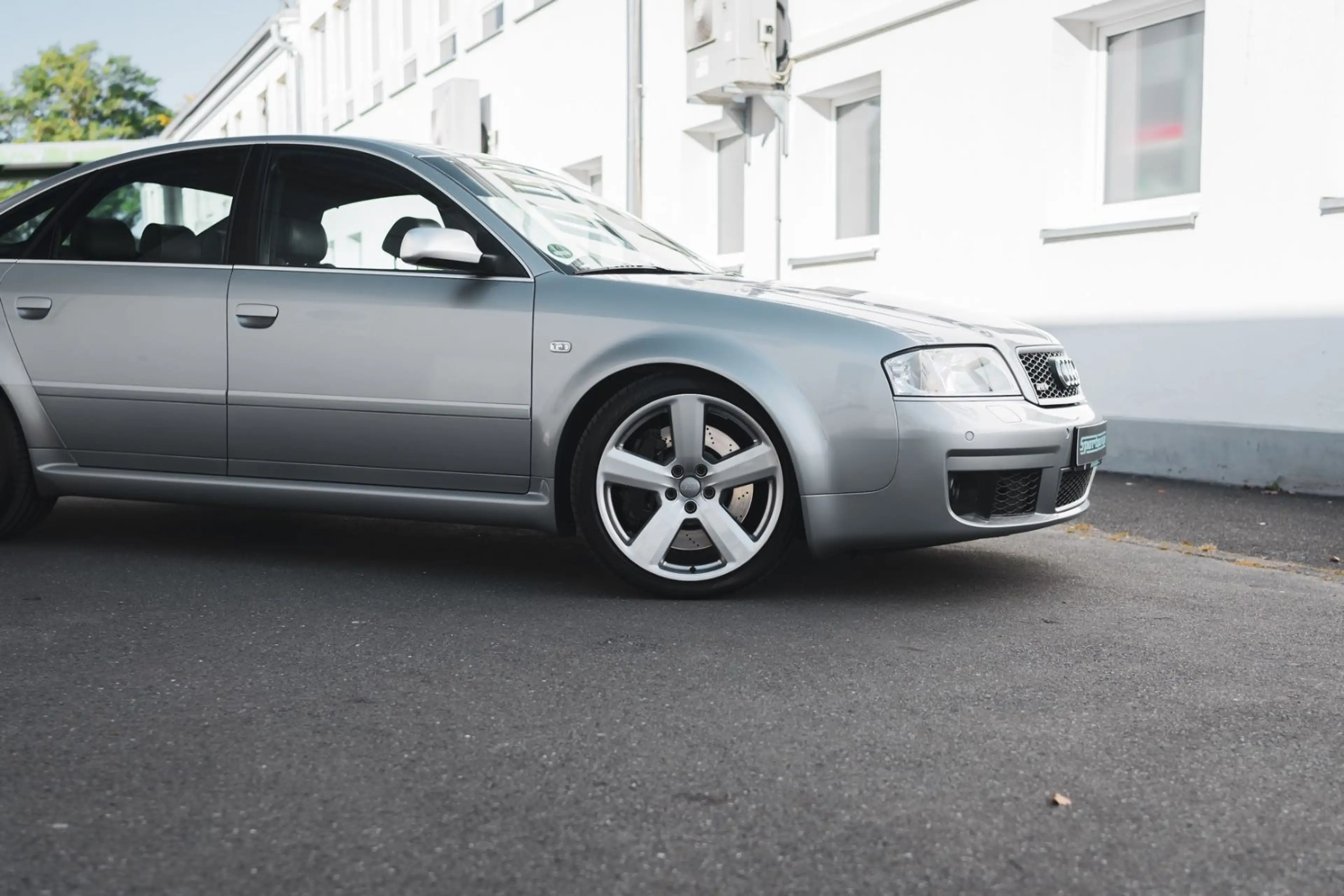 Audi RS6 4.2 Quattro *Limousine / Erstlack* — photo 4