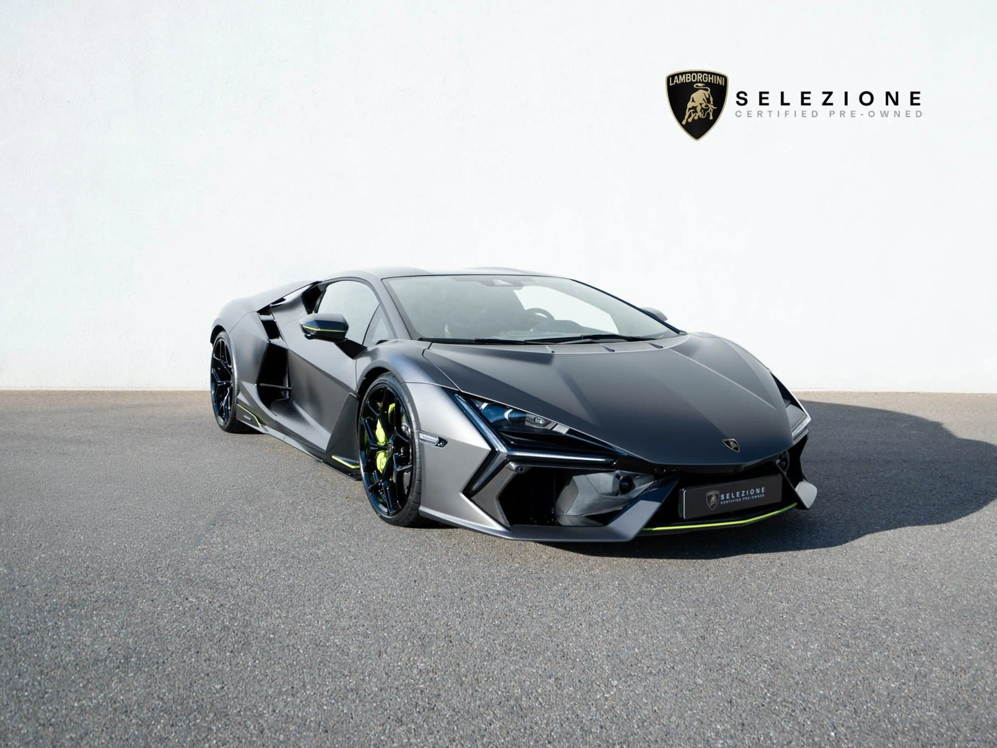 Lamborghini Revuelto V12 | CARBON | CORSA-TEX | PASSENGER-DISPLAY | FUL