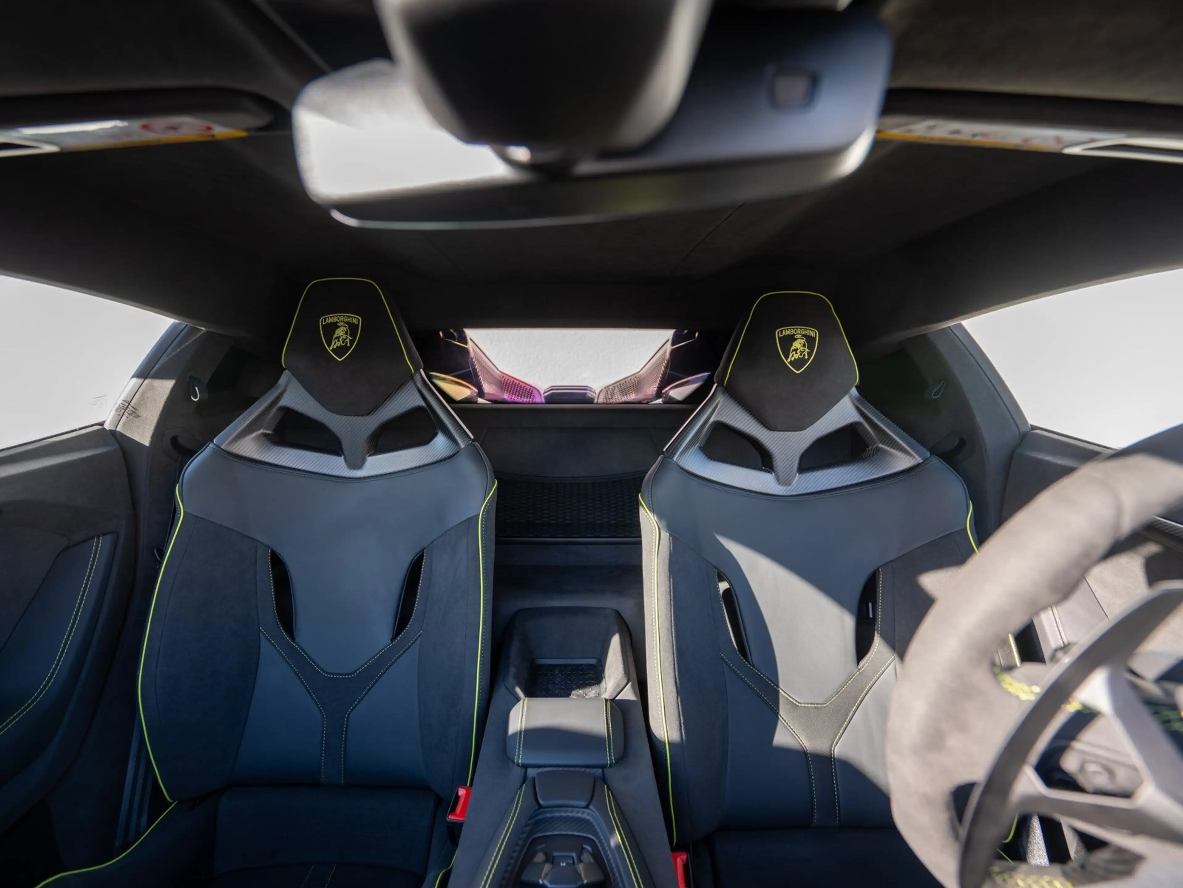 Lamborghini Revuelto V12 | CARBON | CORSA-TEX | PASSENGER-DISPLAY | FUL — photo 11