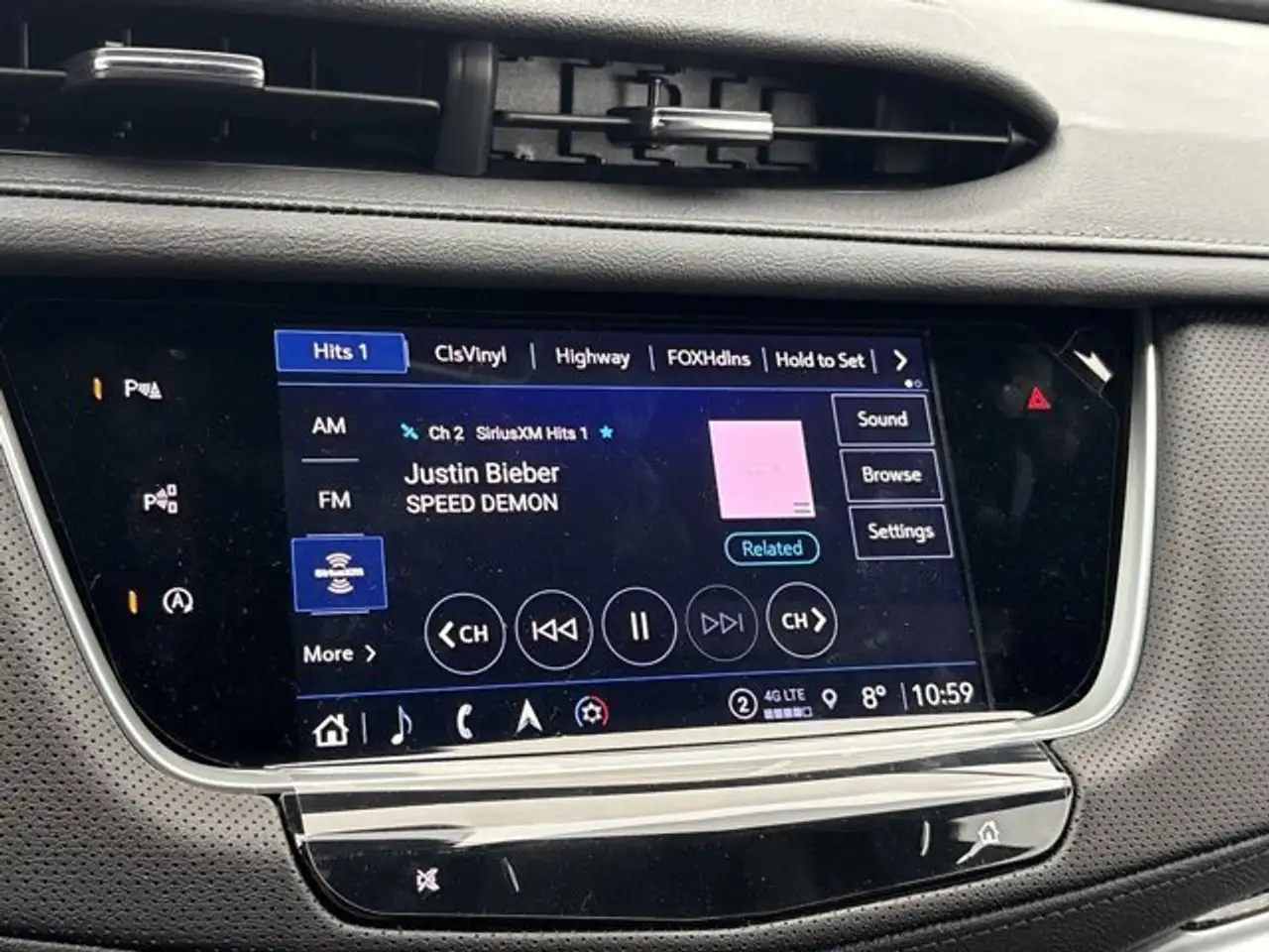Cadillac XT5 снимка Cadillac XT5