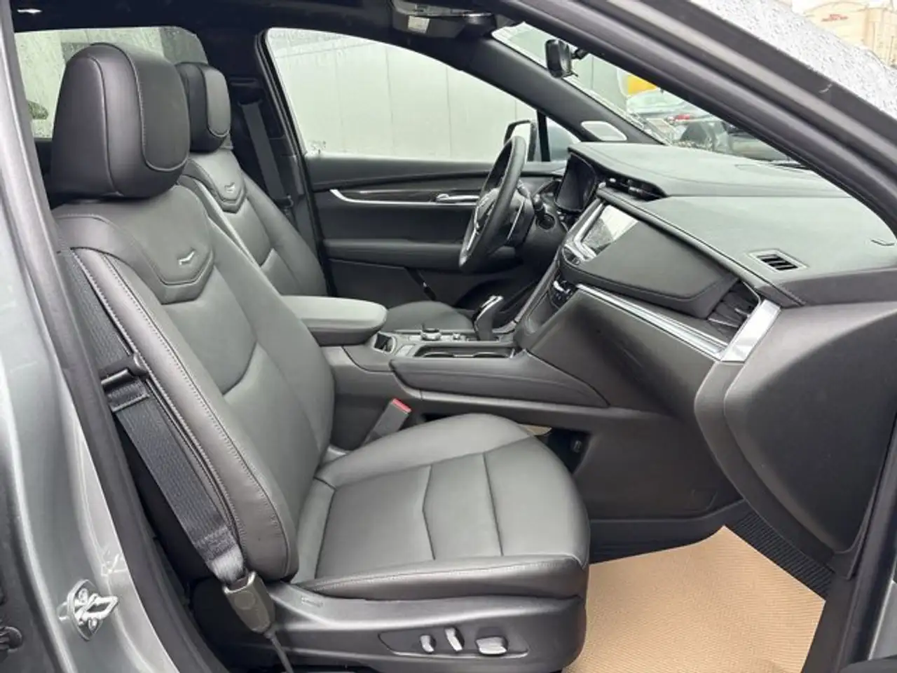 Cadillac XT5 снимка Cadillac XT5