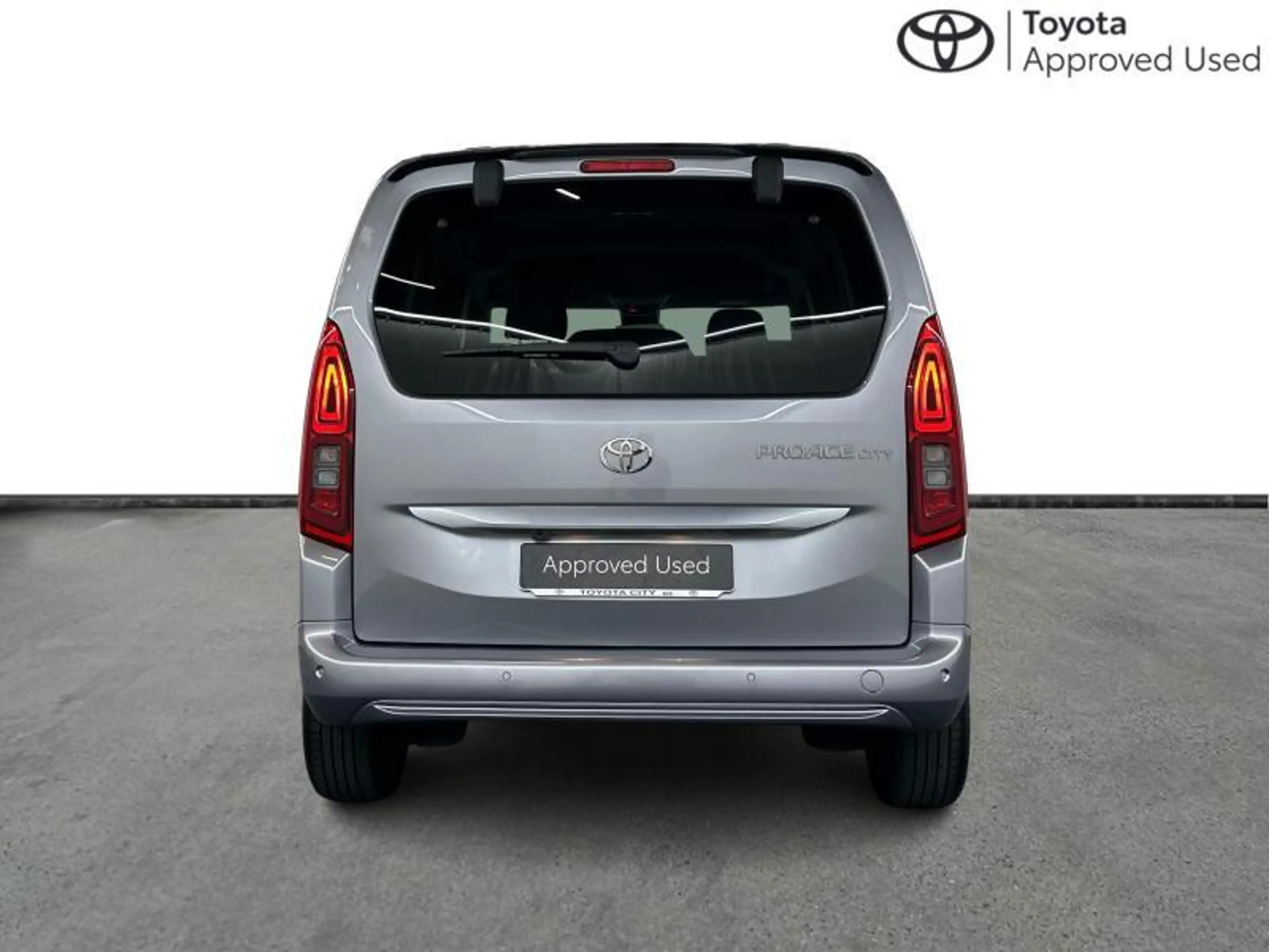Toyota Proace City Verso Family 5pl SWB 1.5D 96kW — photo 4