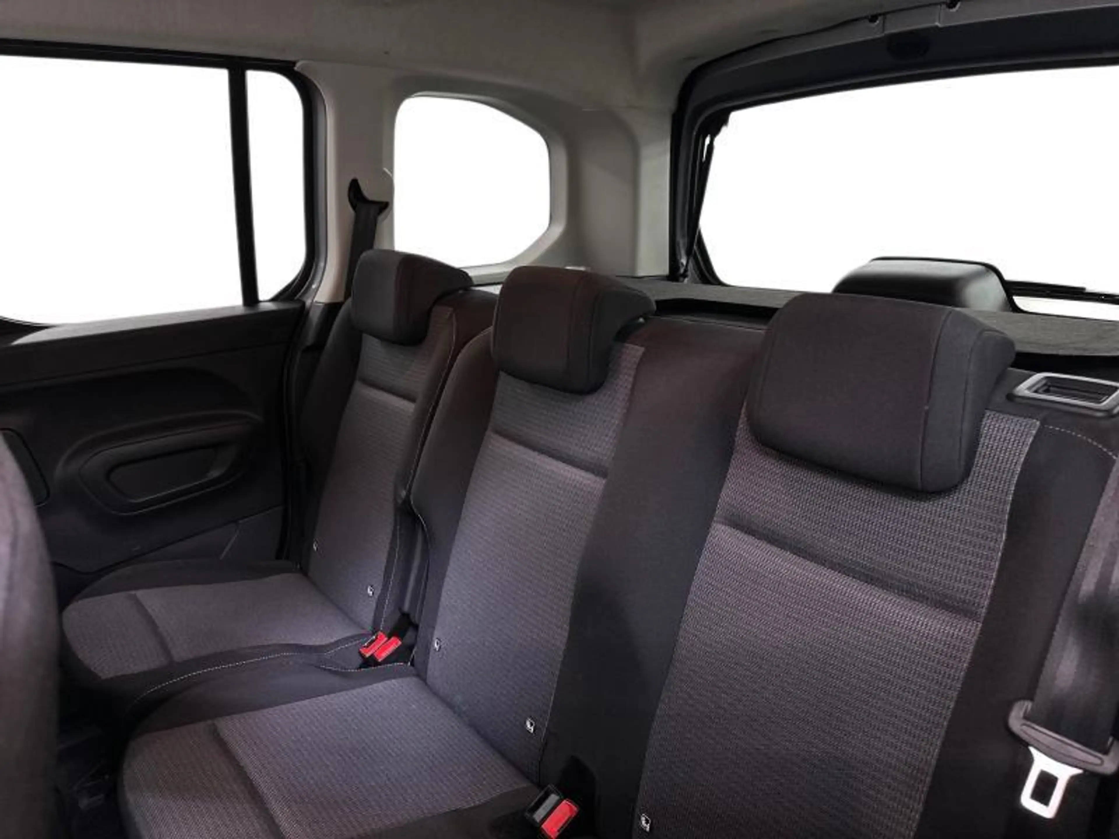 Toyota Proace City Verso Family 5pl SWB 1.5D 96kW — photo 10