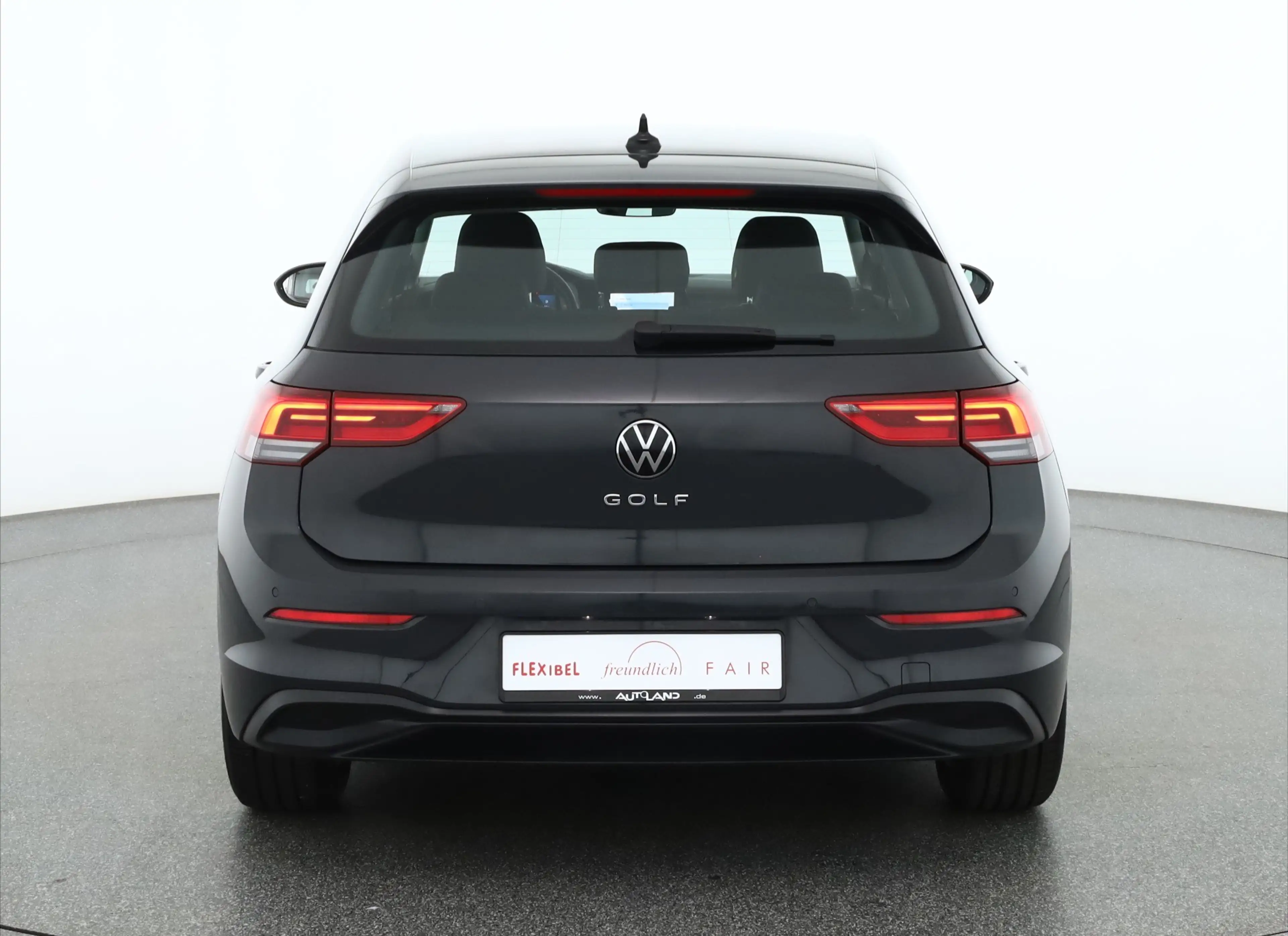 Volkswagen Golf VIII 2.0 TDI Life LED Sitzheizung ACC — photo 4