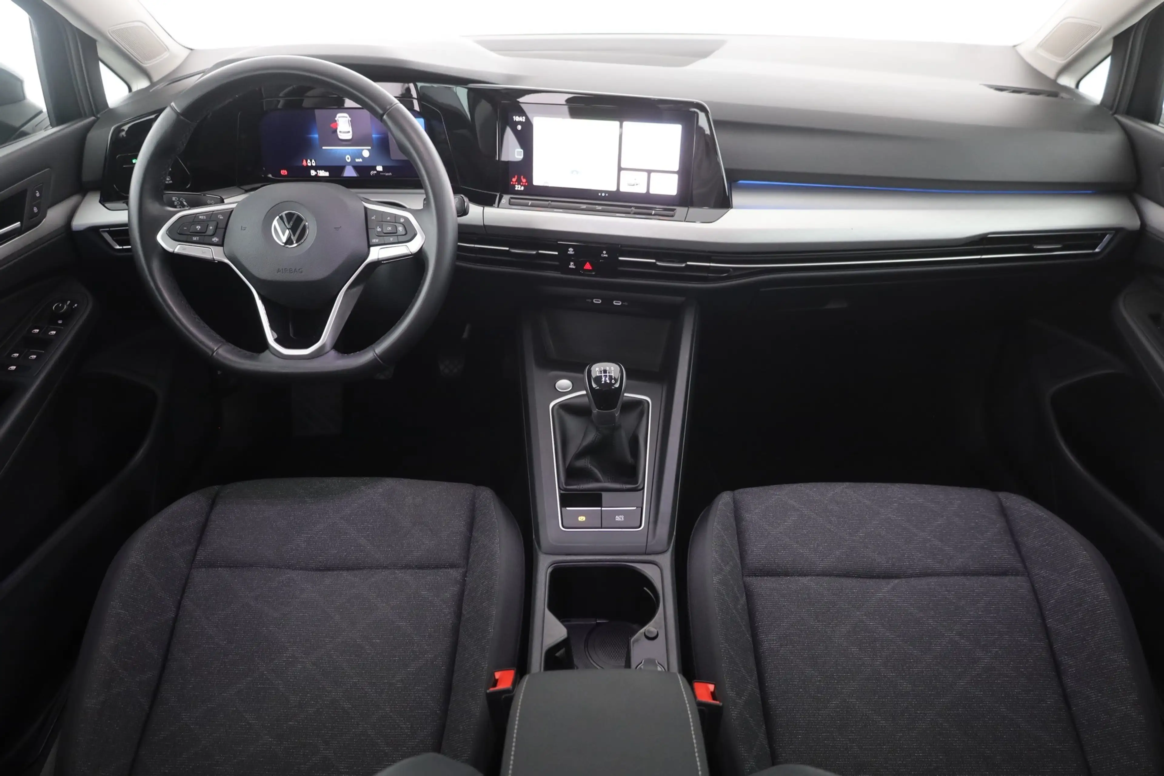 Volkswagen Golf VIII 2.0 TDI Life LED Sitzheizung ACC — photo 9