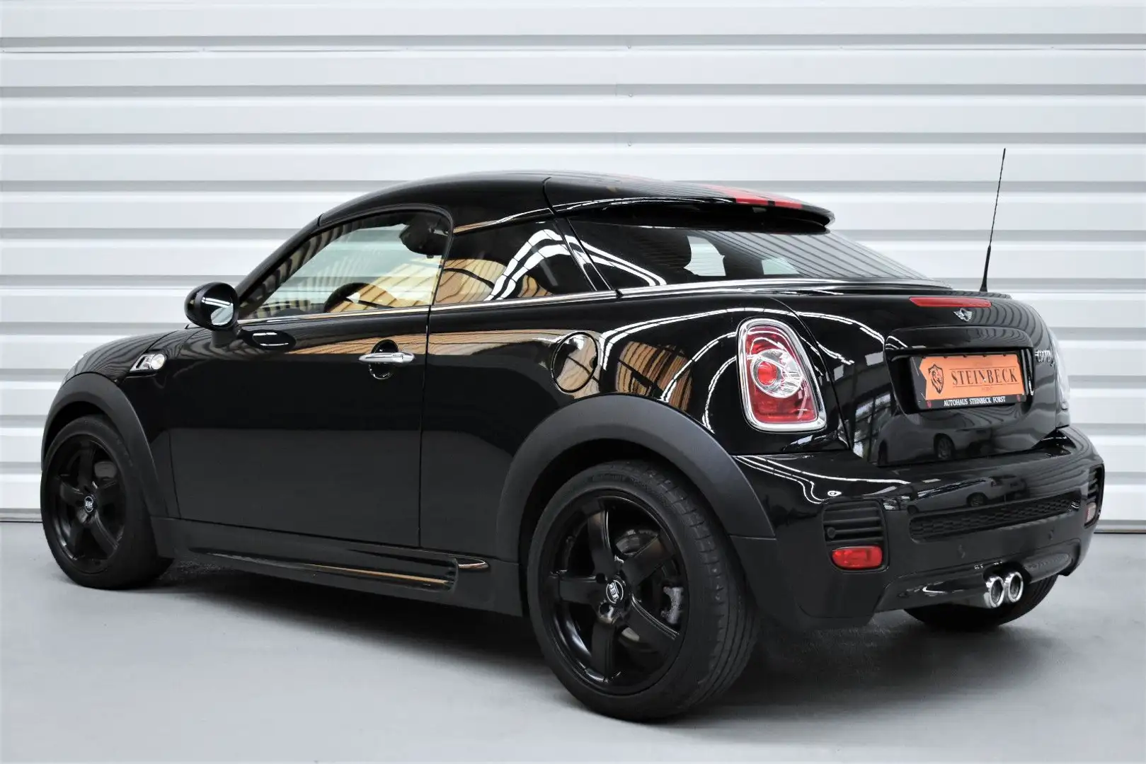 MINI John Cooper Works Coupe +Bi-Xenon+SHZ+ALU Schwarz - 2
