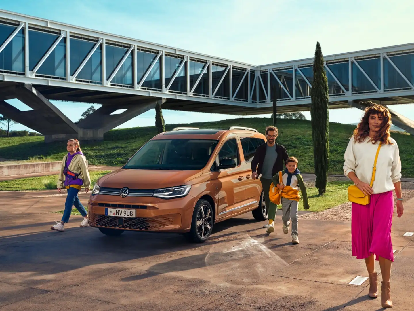 Volkswagen Caddy 5-Sitzer Motor: 2,0 l TDI Wit - 2