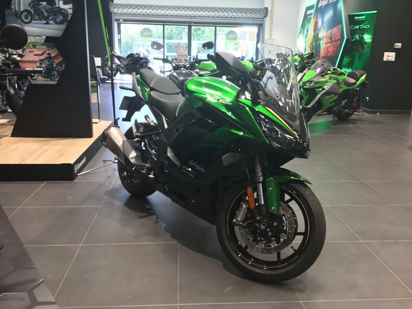 Kawasaki Ninja 1000SX Vert - 2