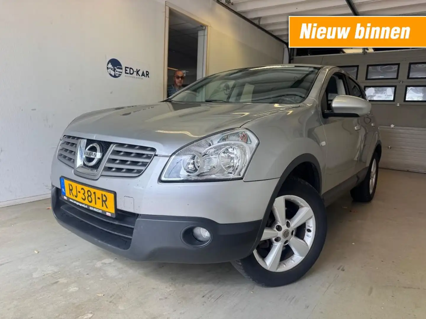 Nissan Qashqai 1.6 Acenta CLIMA NAVI TREKHAAK APK 12-2025 Grijs - 1