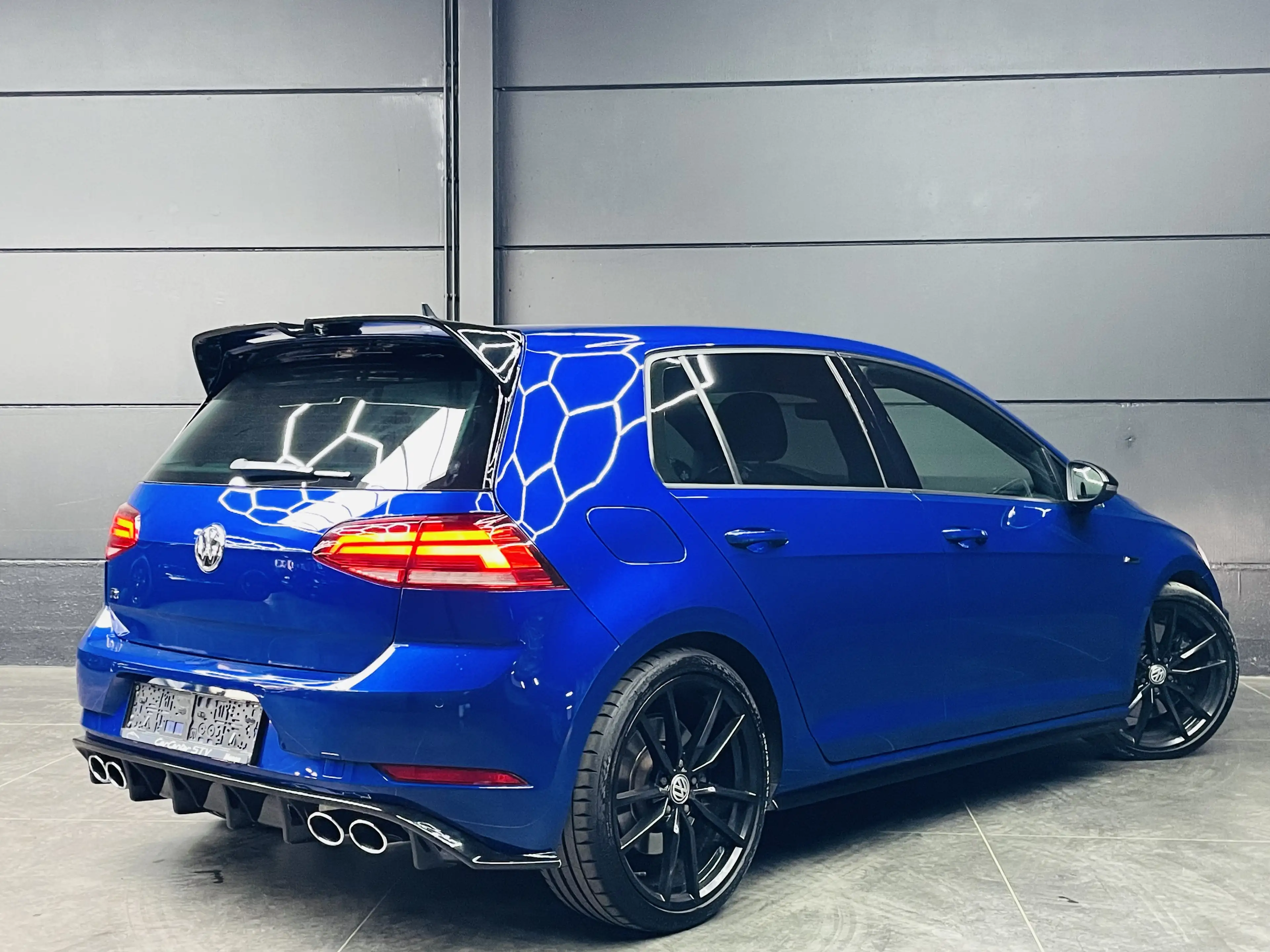 Volkswagen Golf R 2.0 TFSI DSG * FULL OPTION* CARPLAY / VIRTUAL DASH — photo 9