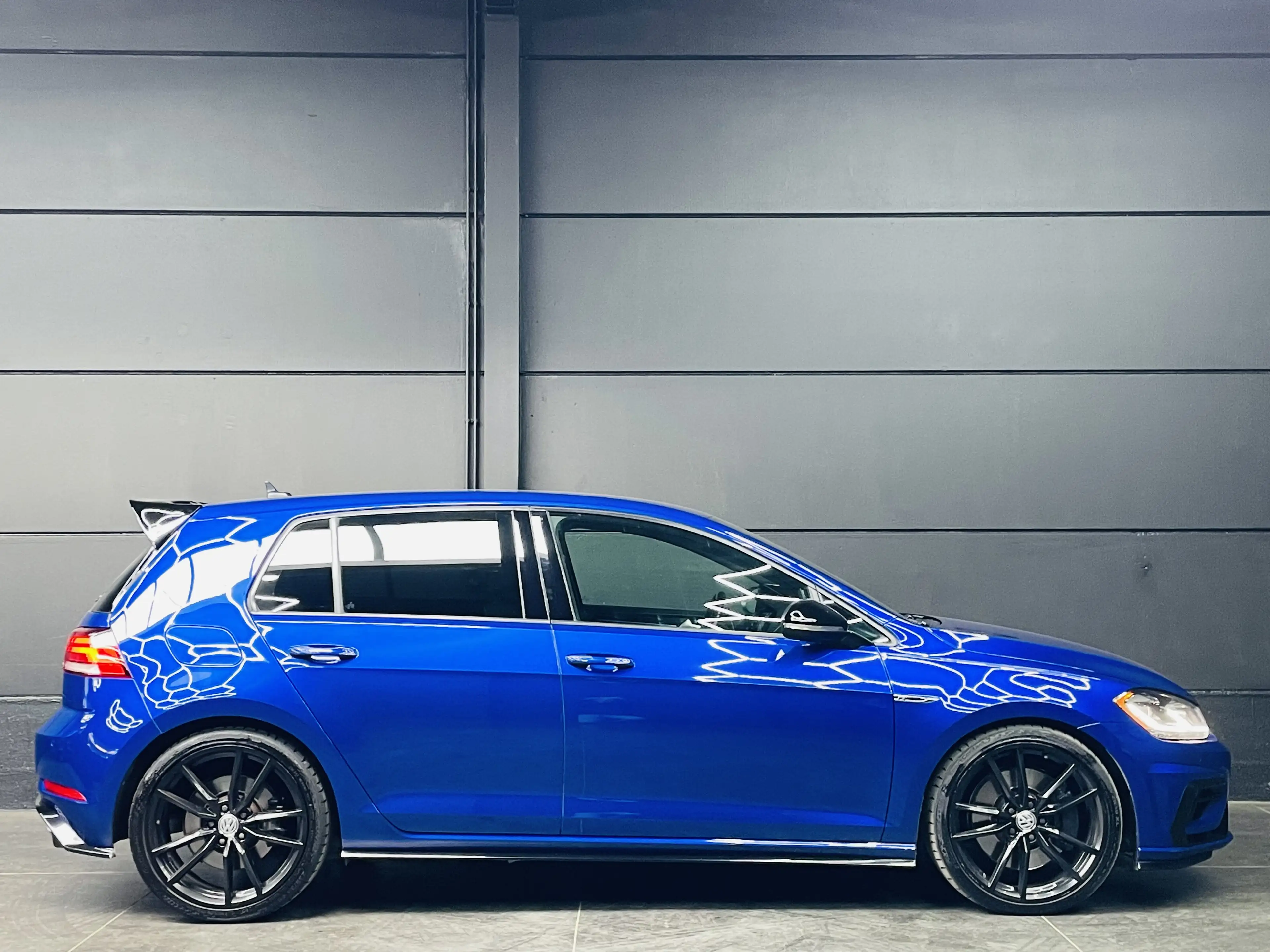 Volkswagen Golf R 2.0 TFSI DSG * FULL OPTION* CARPLAY / VIRTUAL DASH — photo 6