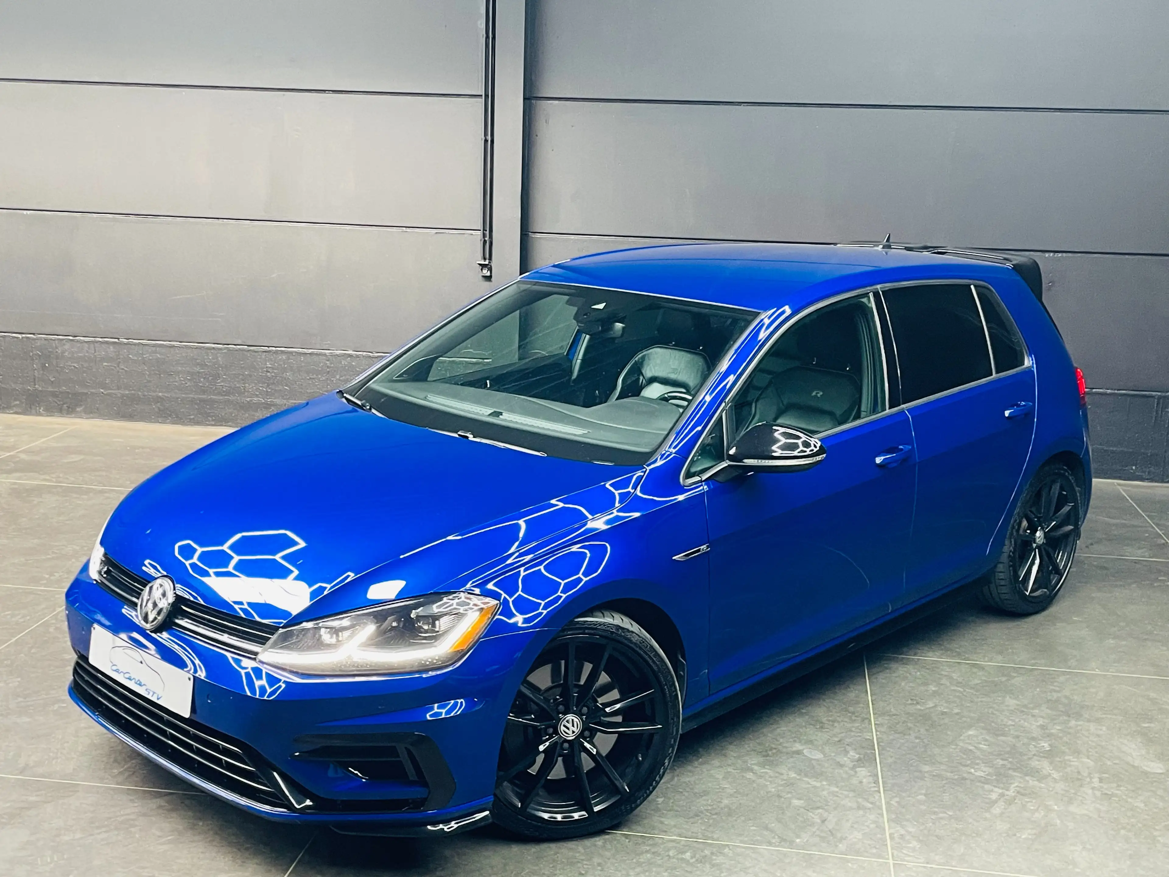 Volkswagen Golf R 2.0 TFSI DSG * FULL OPTION* CARPLAY / VIRTUAL DASH — photo 3
