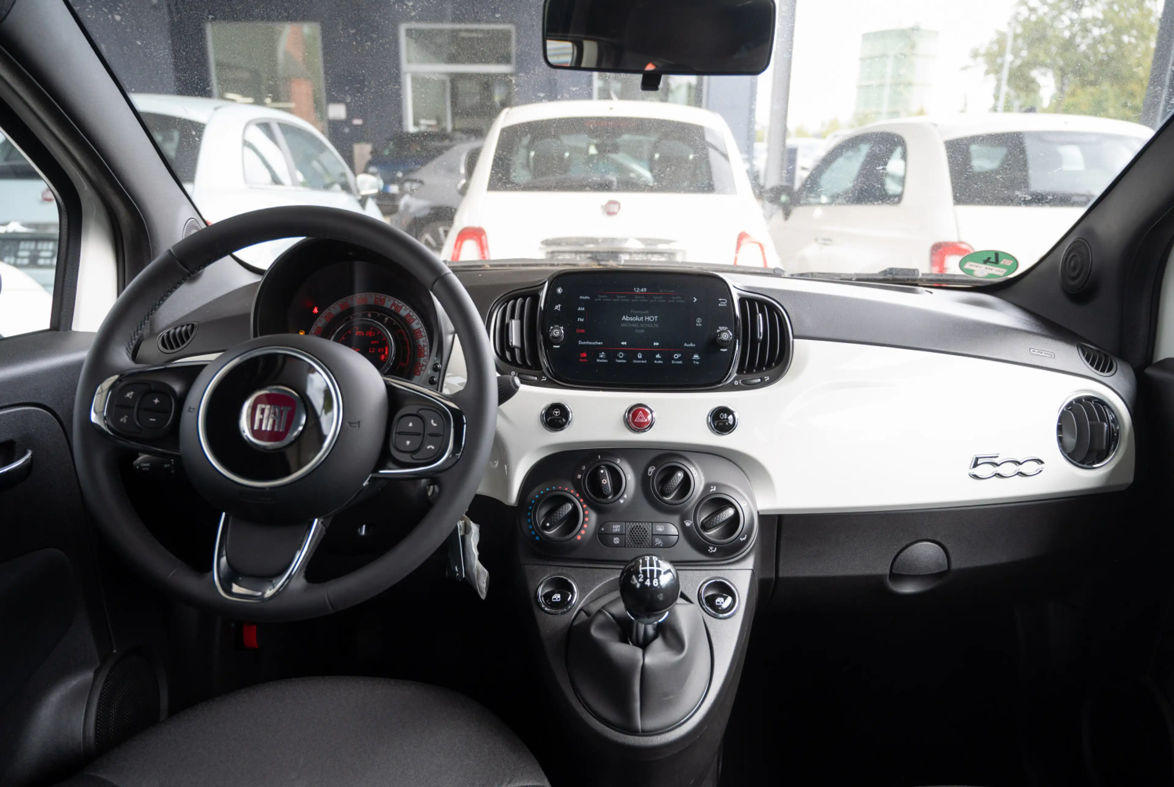 Fiat 500 1.0 Hybrid 70 *DAB-PLUS*KLIMA*CARPLAY*TEMPOMAT* *INVENTUR-SALE* — photo 5