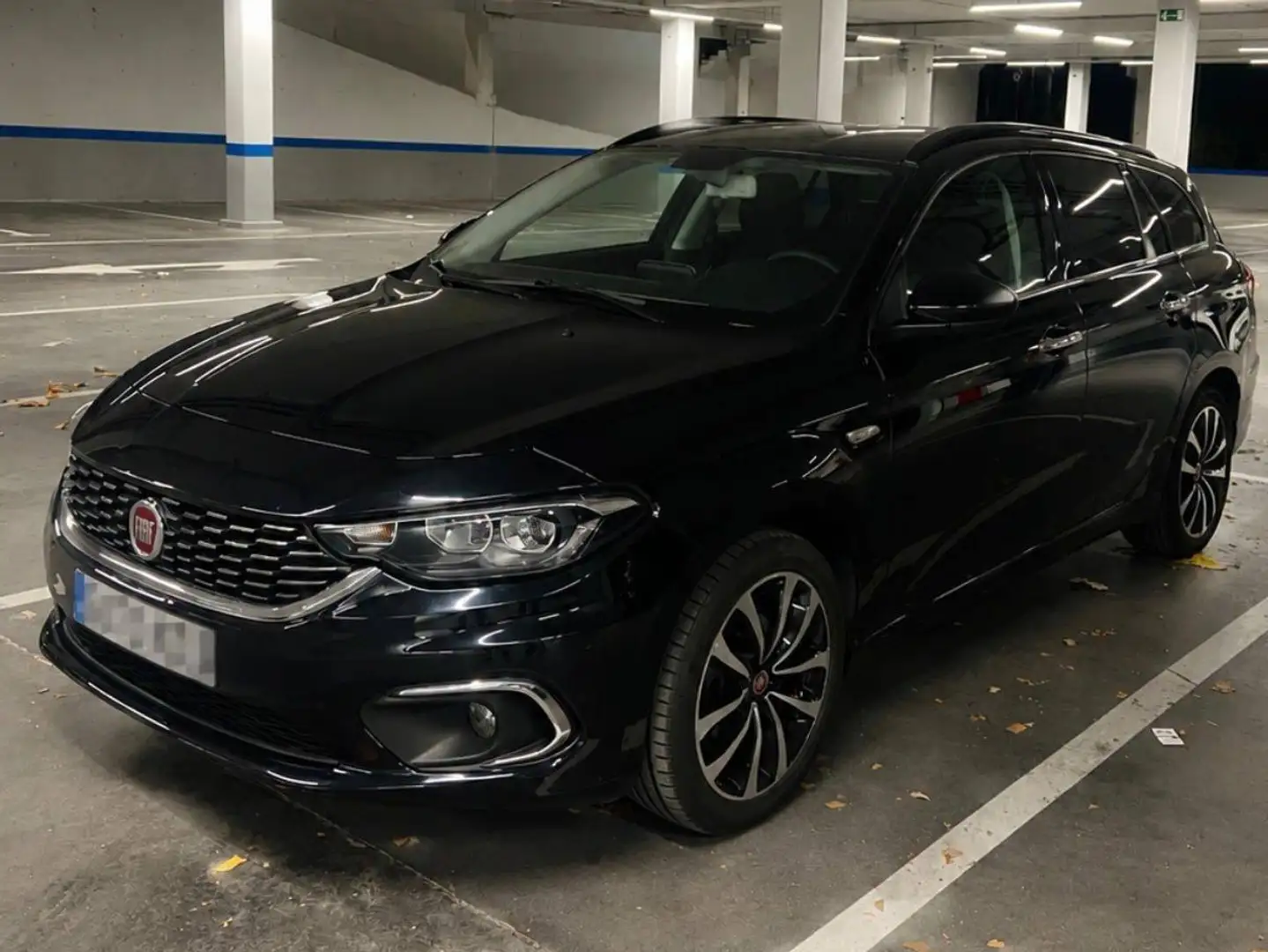 Fiat Tipo Tipo SW 1.6 Multijet II Easy Easy Negro - 1