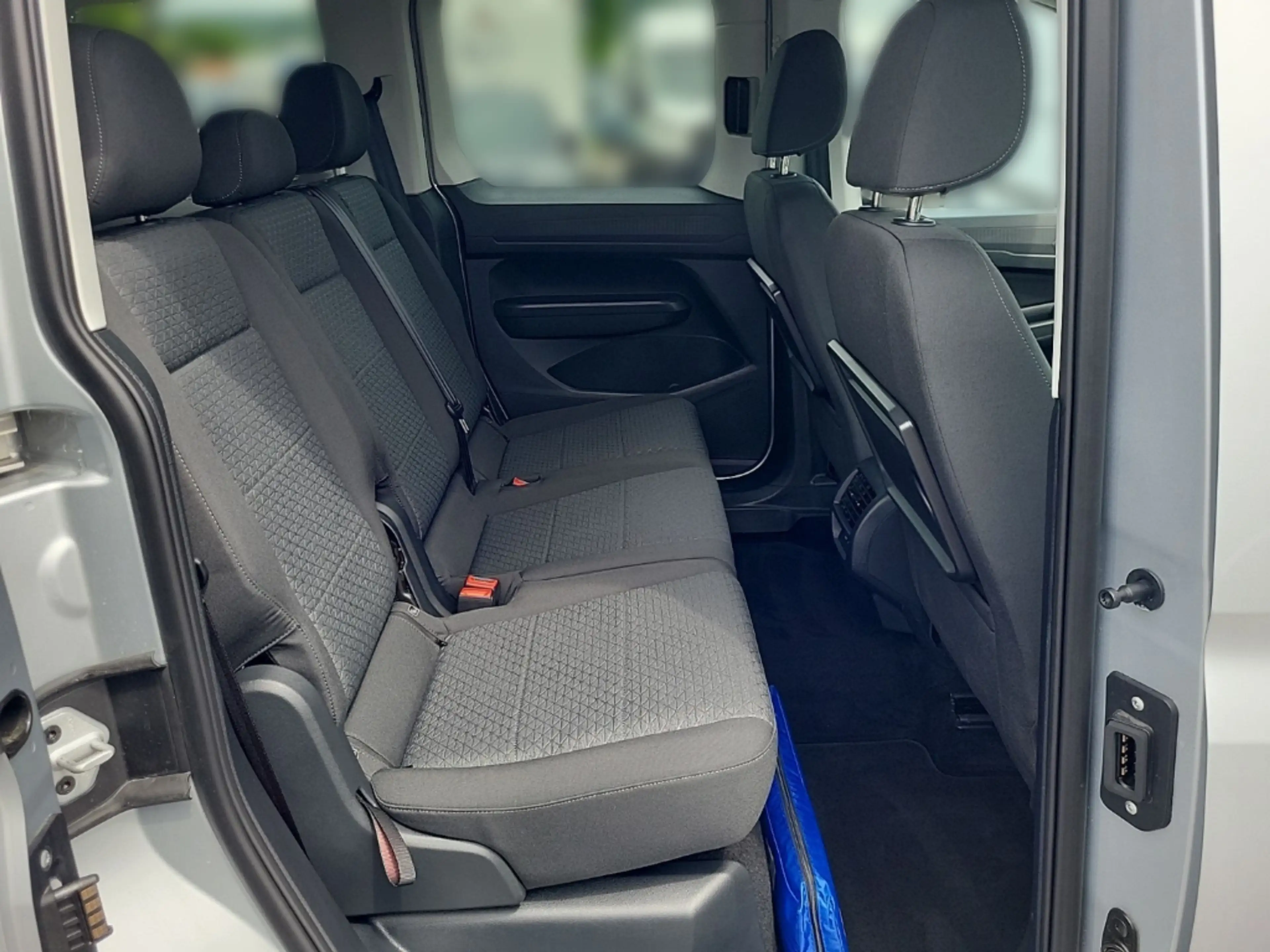 Ford Tourneo Connect Titanium 2.0 EcoBlue EU6d 7-Sitzer Apple CarPlay A — photo 11