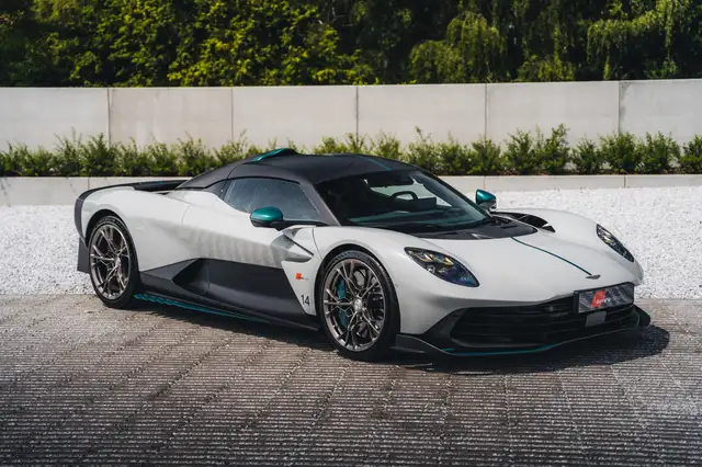 Aston Martin Valhalla Apex Grey / Carbon / NEW / 160KM / B&O / Alcantara
