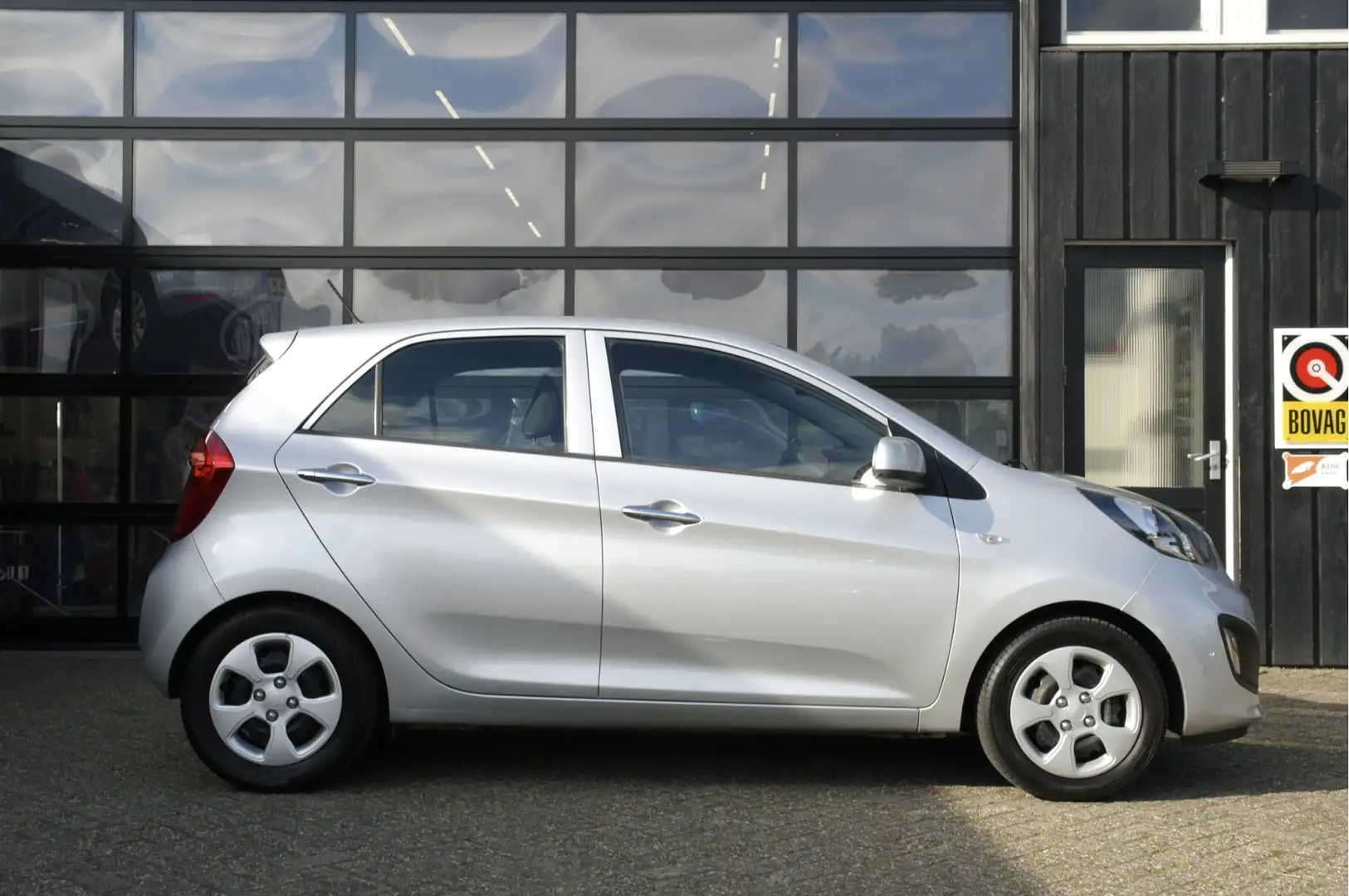 Kia Picanto 1.0 CVVT X-treme | Airco | 5-deurs Grijs - 2