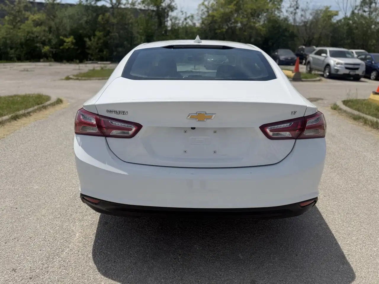 Chevrolet Malibu снимка Chevrolet Malibu