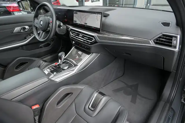 BMW M3 view 11