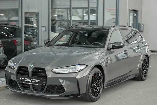 BMW M3 view 2