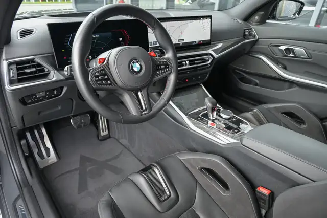 BMW M3 view 9