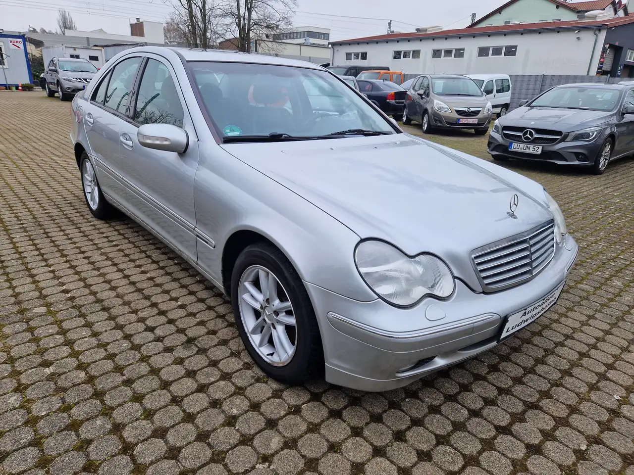 Mercedes-Benz C 200