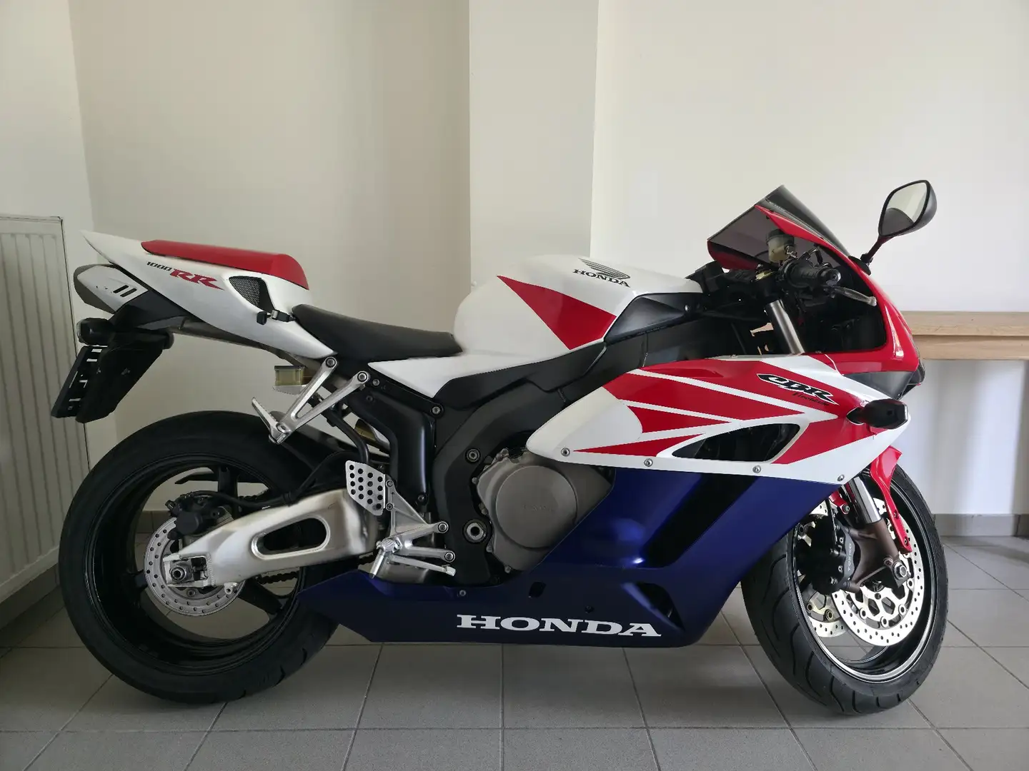 Honda CBR 1000 CBR 1000RR Fireblade PC57 met keuring! Rood - 1