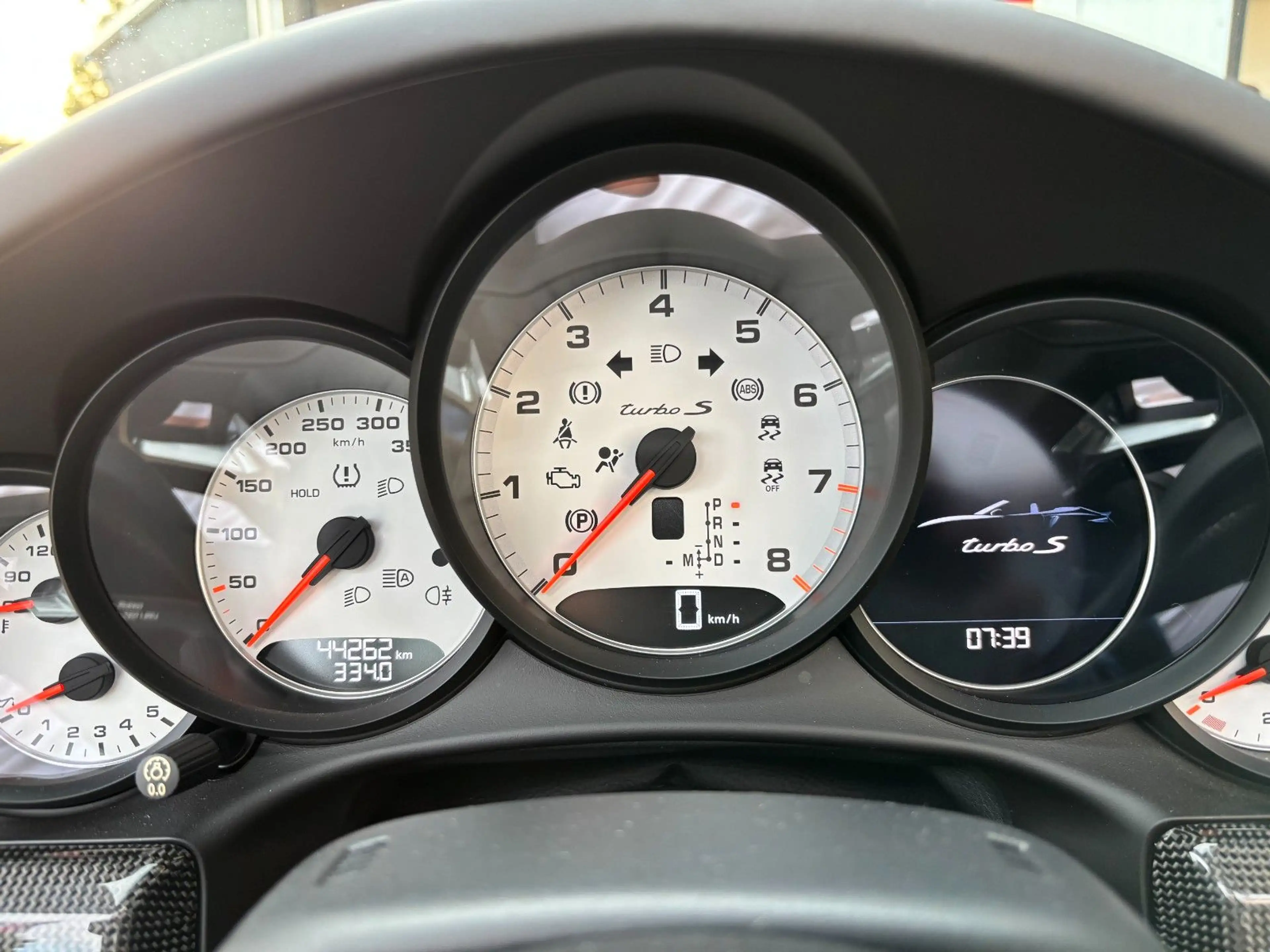 Porsche 991 .2 Turbo S Cabr. **Aerokit-PCCB-Liftsystem** — photo 7