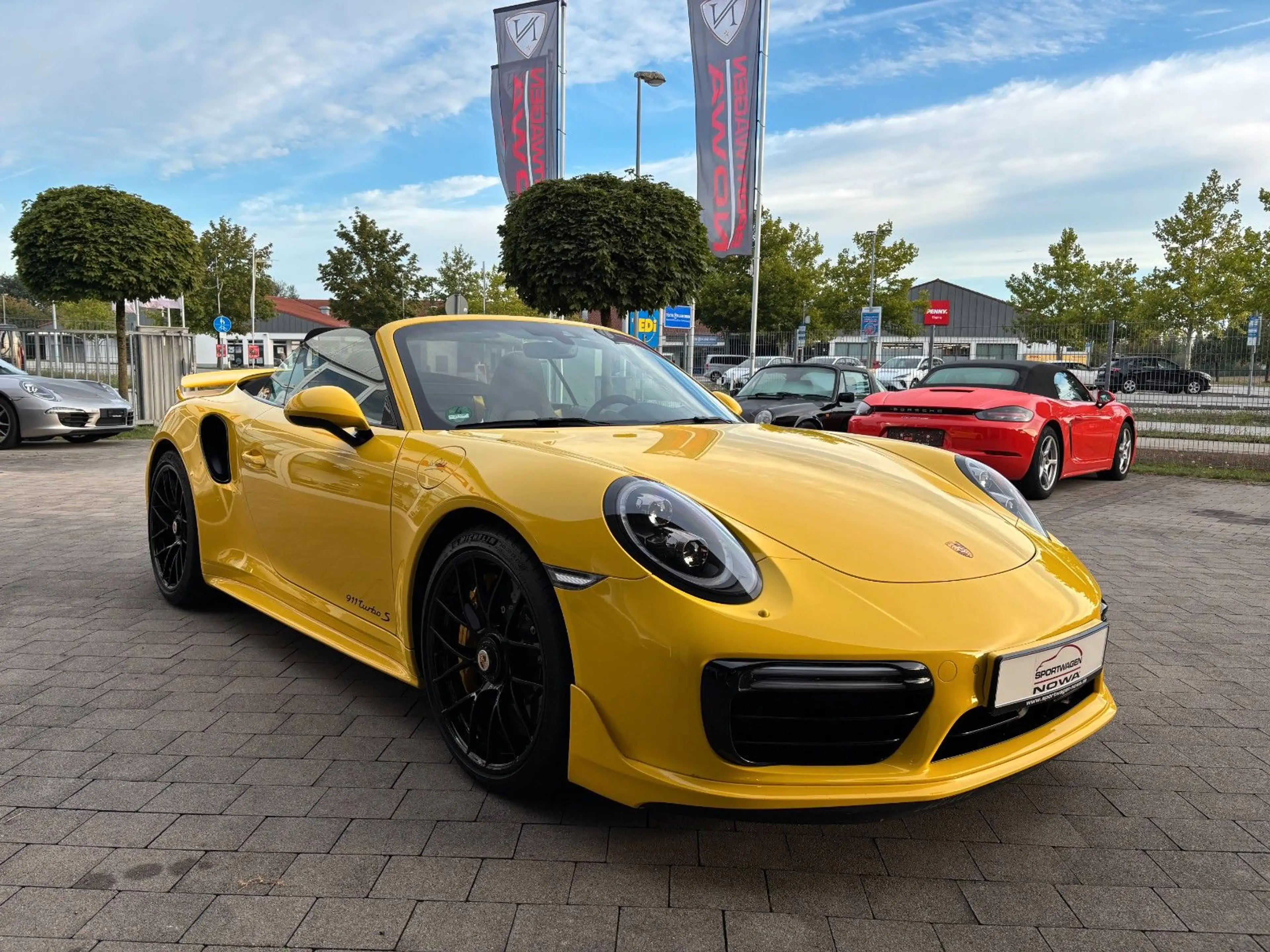 Porsche 991 .2 Turbo S Cabr. **Aerokit-PCCB-Liftsystem** — photo 18