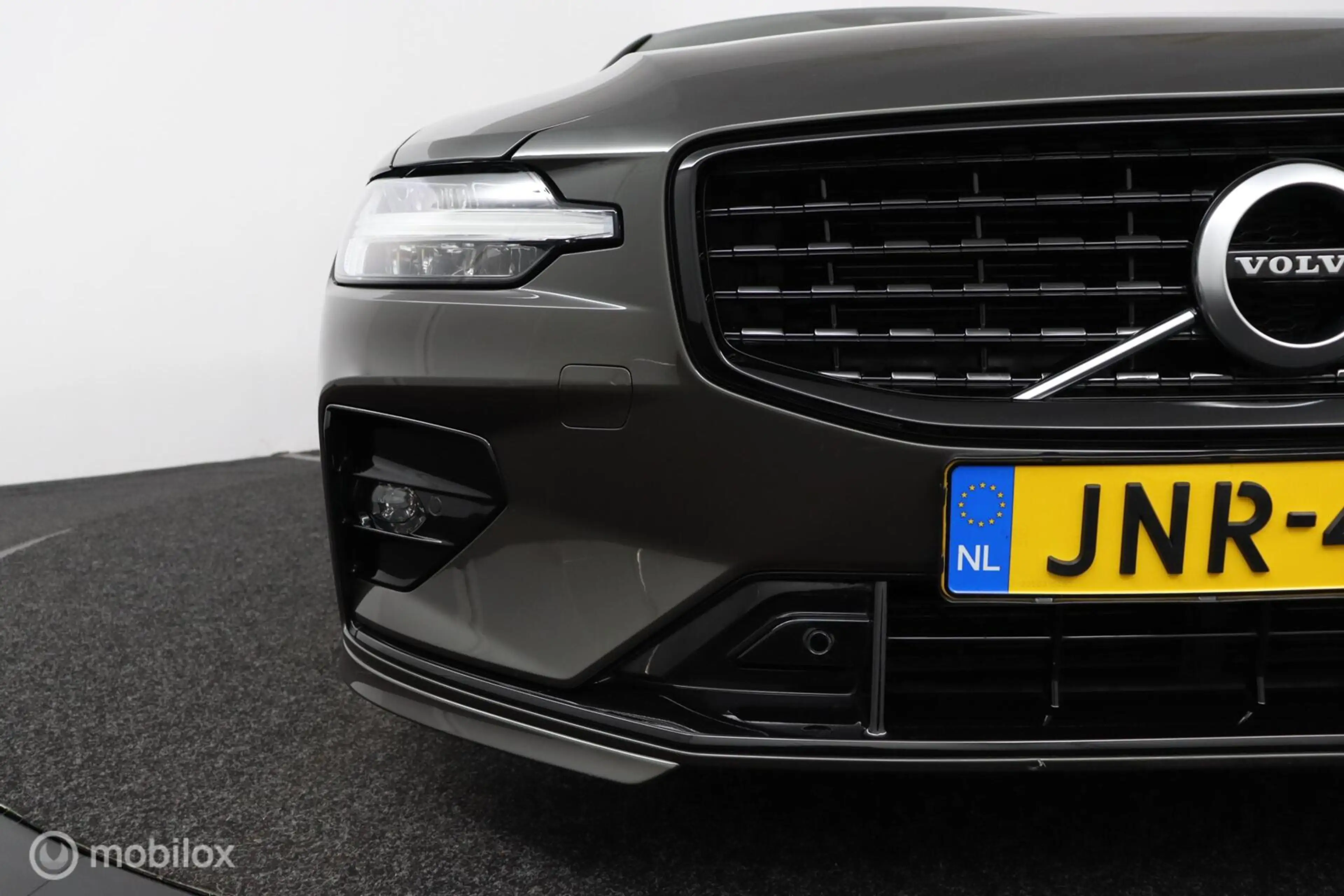 Volvo S60 2.0 B4 R-Design | 19" Velgen | Verwarmbaar stuurwi — photo 19