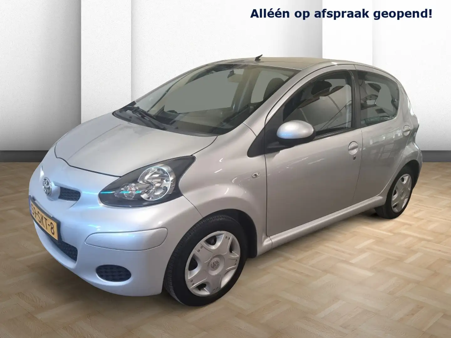 Toyota Aygo 1.0-12V Comfort Navi Airco 5Drs Nap 65KM Apk Gris - 2