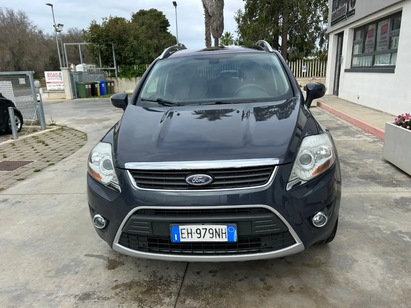 Ford Kuga 2.0 TDCi 163 CV 4WD Titanium Bleu - 2