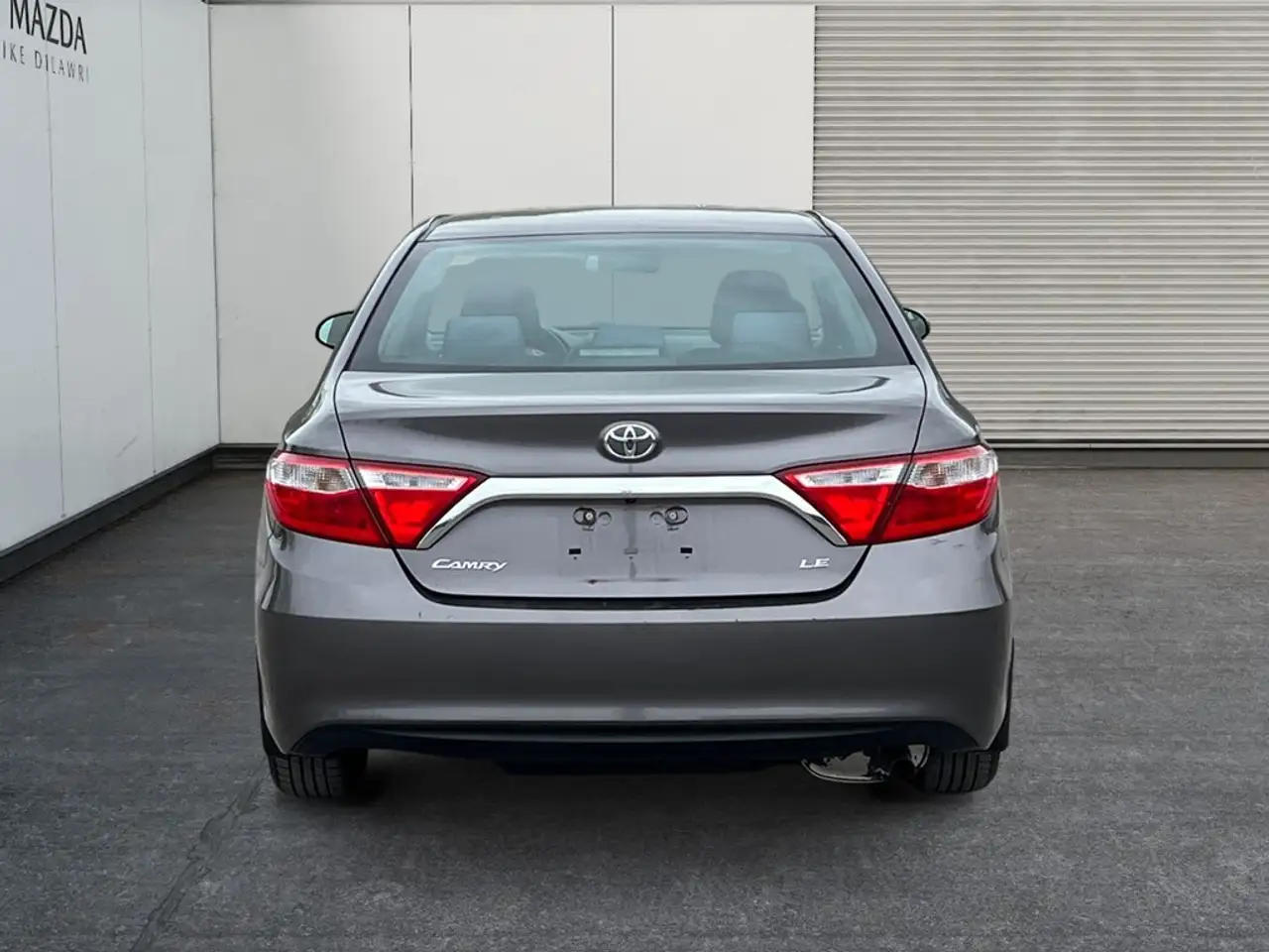 Toyota Camry снимка Toyota Camry