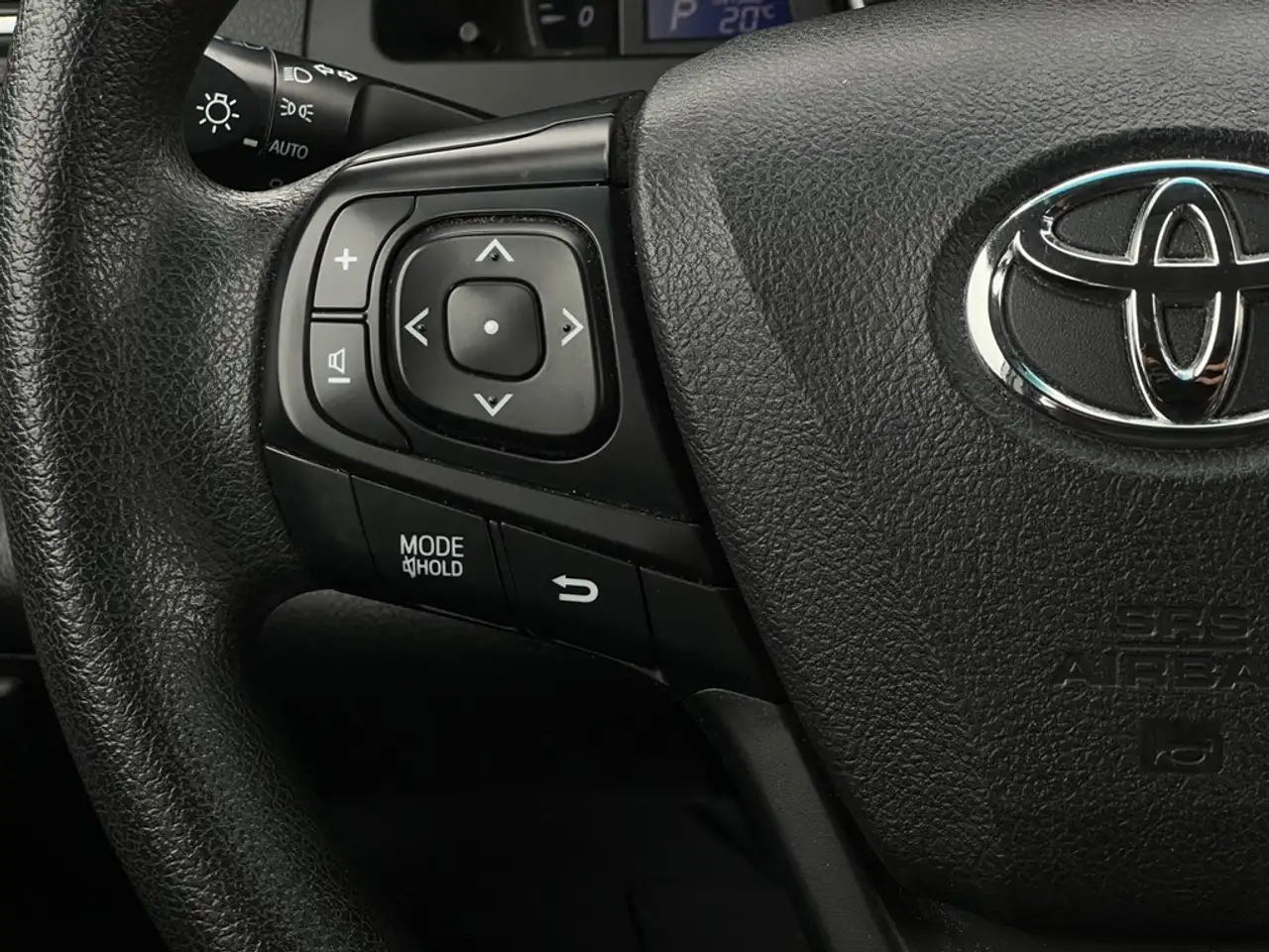 Toyota Camry снимка Toyota Camry