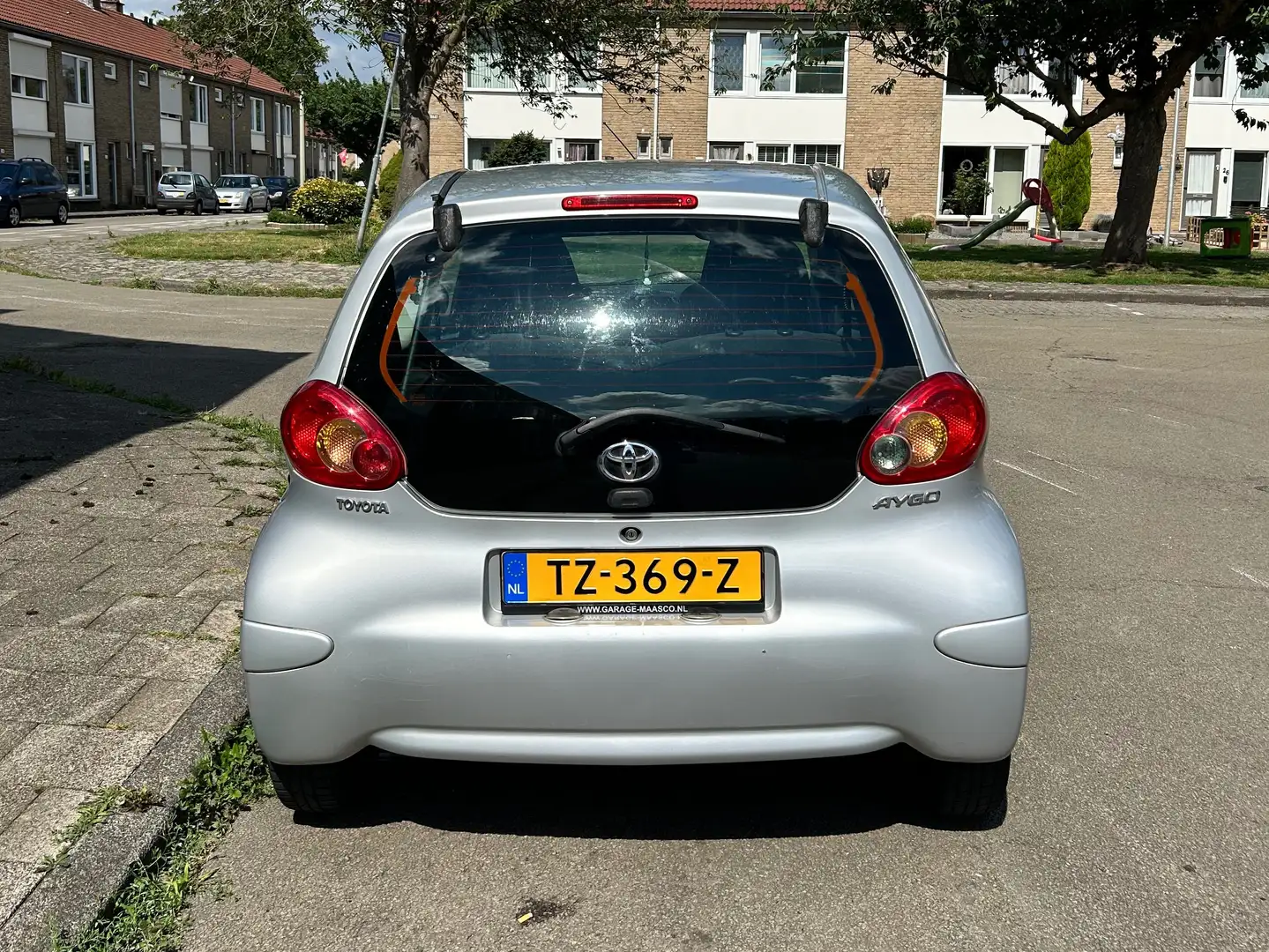 Toyota Aygo Aygo 1.0-12V Grijs - 2
