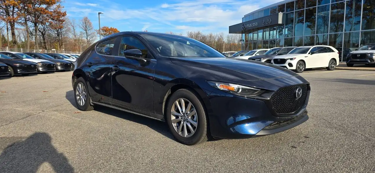 Mazda 3 снимка Mazda 3