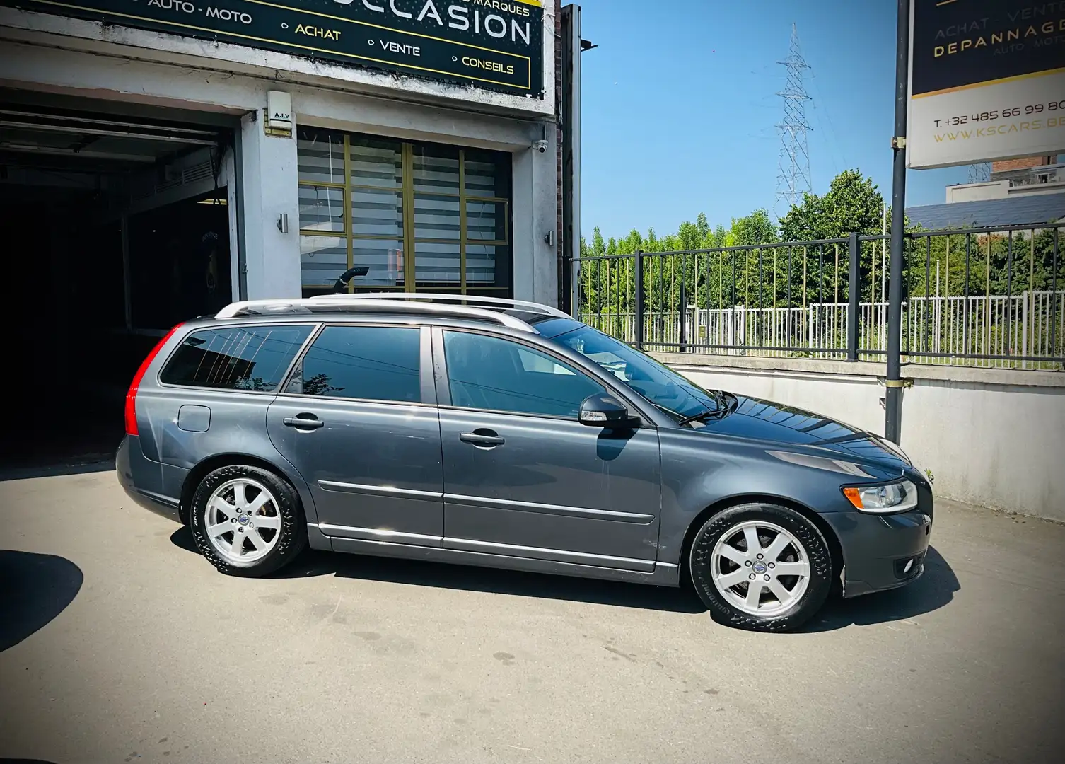 Volvo V50 1.6 D DRIVe Start/Stop Business ! OFFRE DU MOIS ! Grijs - 2