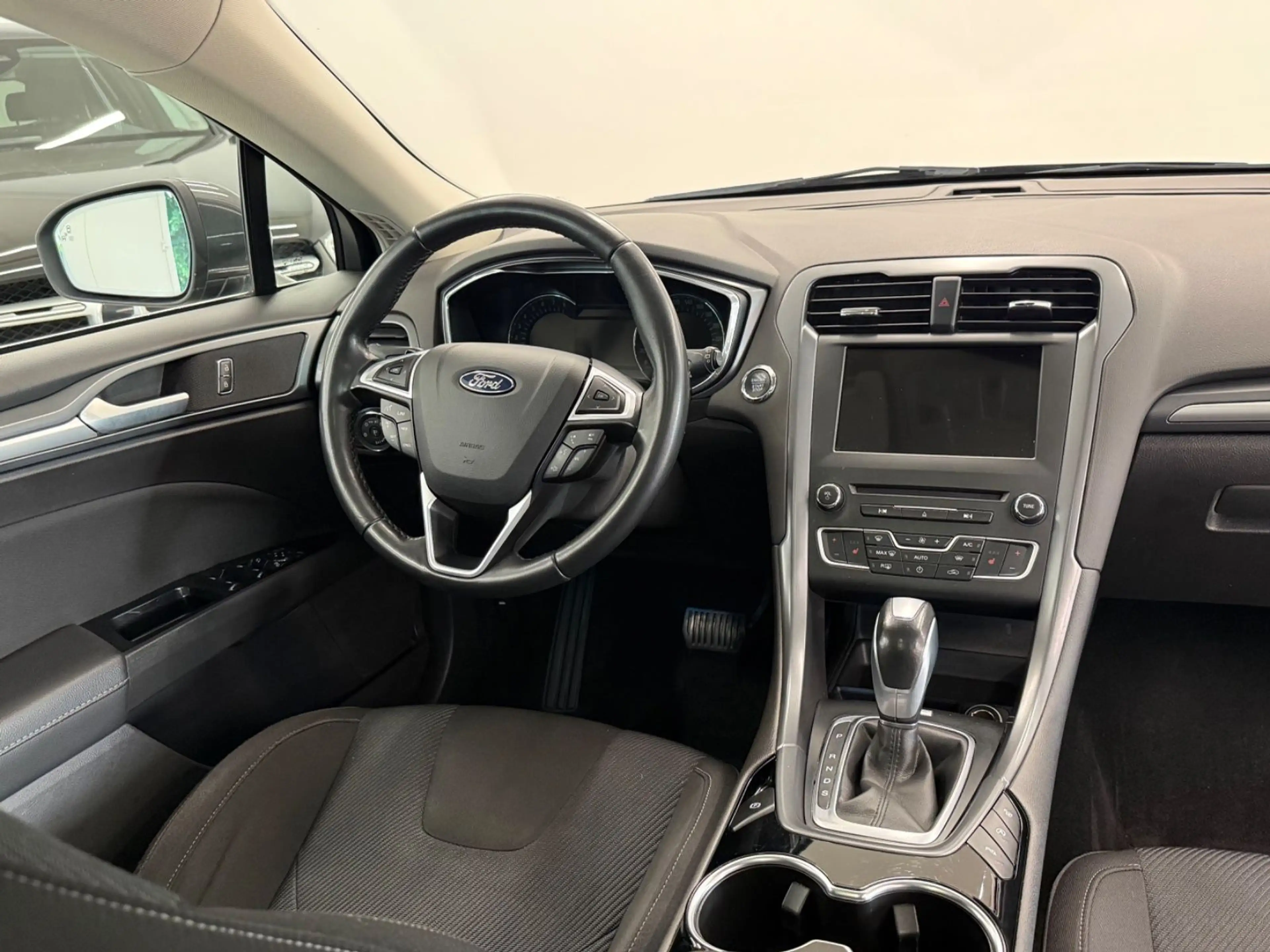 Ford Mondeo Turnier Titanium NAVI PANORAMA — photo 13