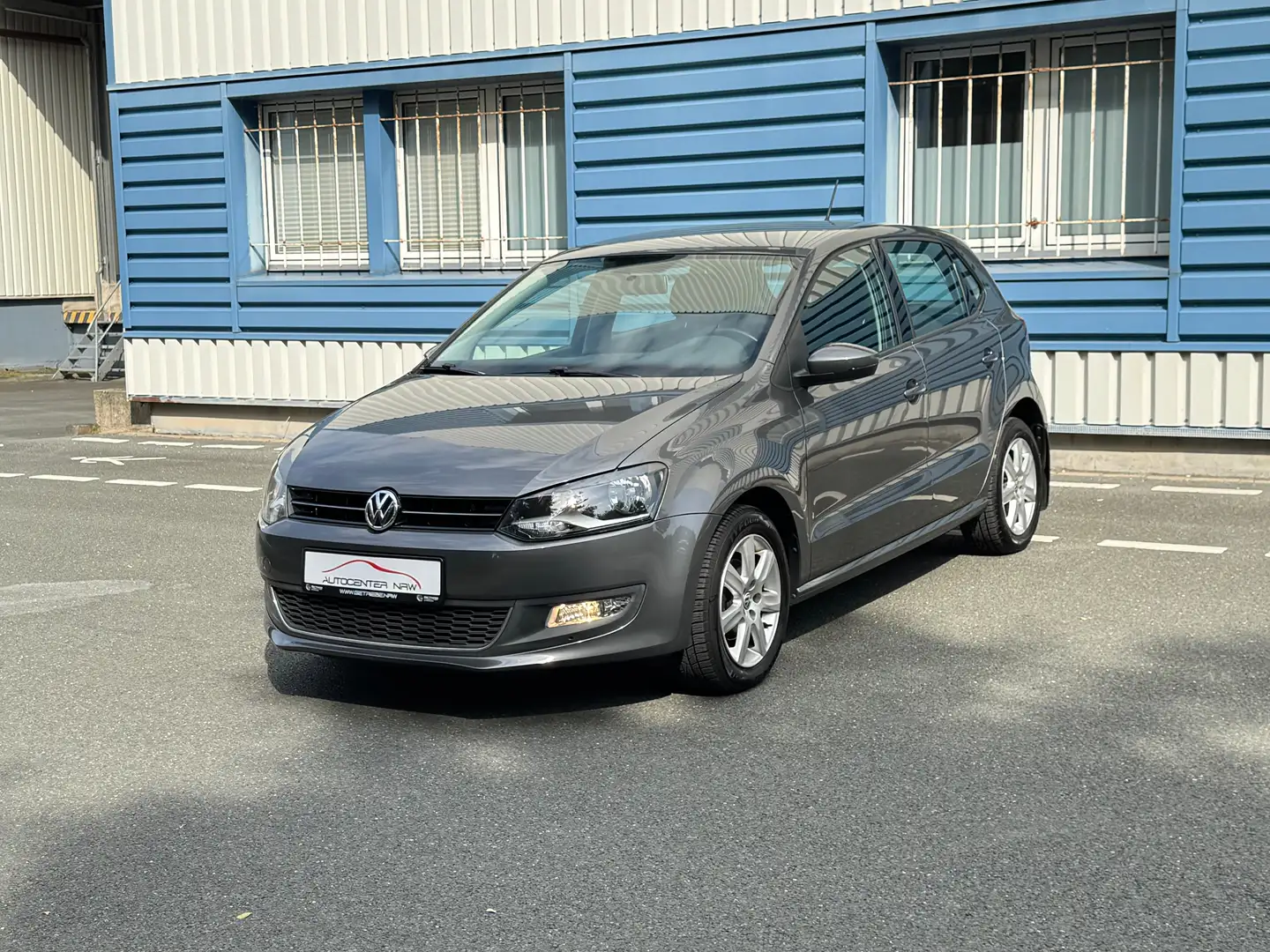 Volkswagen Polo 1.4 FSI DSG Highline°1.Hand°Checkheft Grau - 2