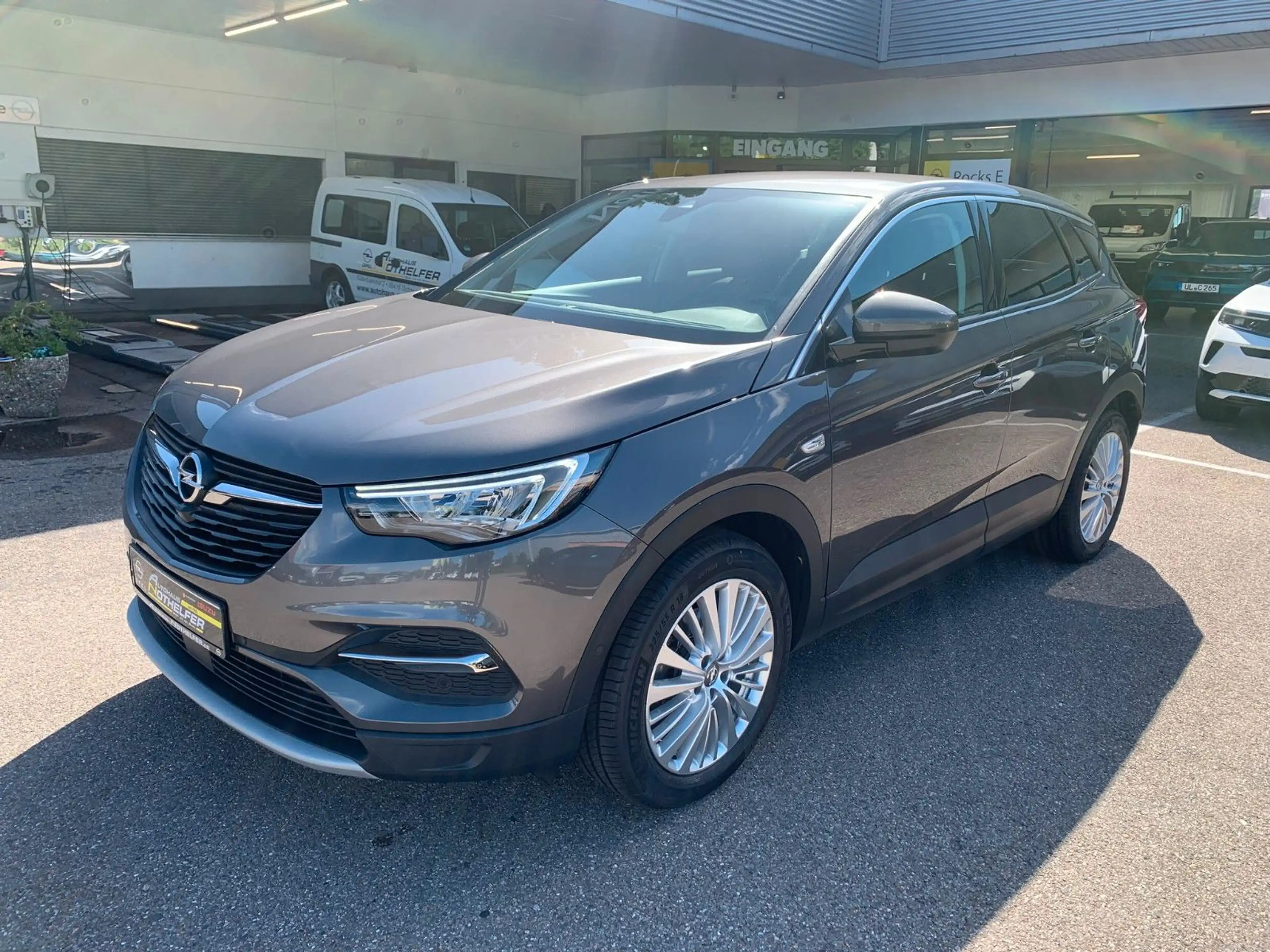 Opel Grandland X Innovation 1.5 Diesel 6 Gang — photo 2