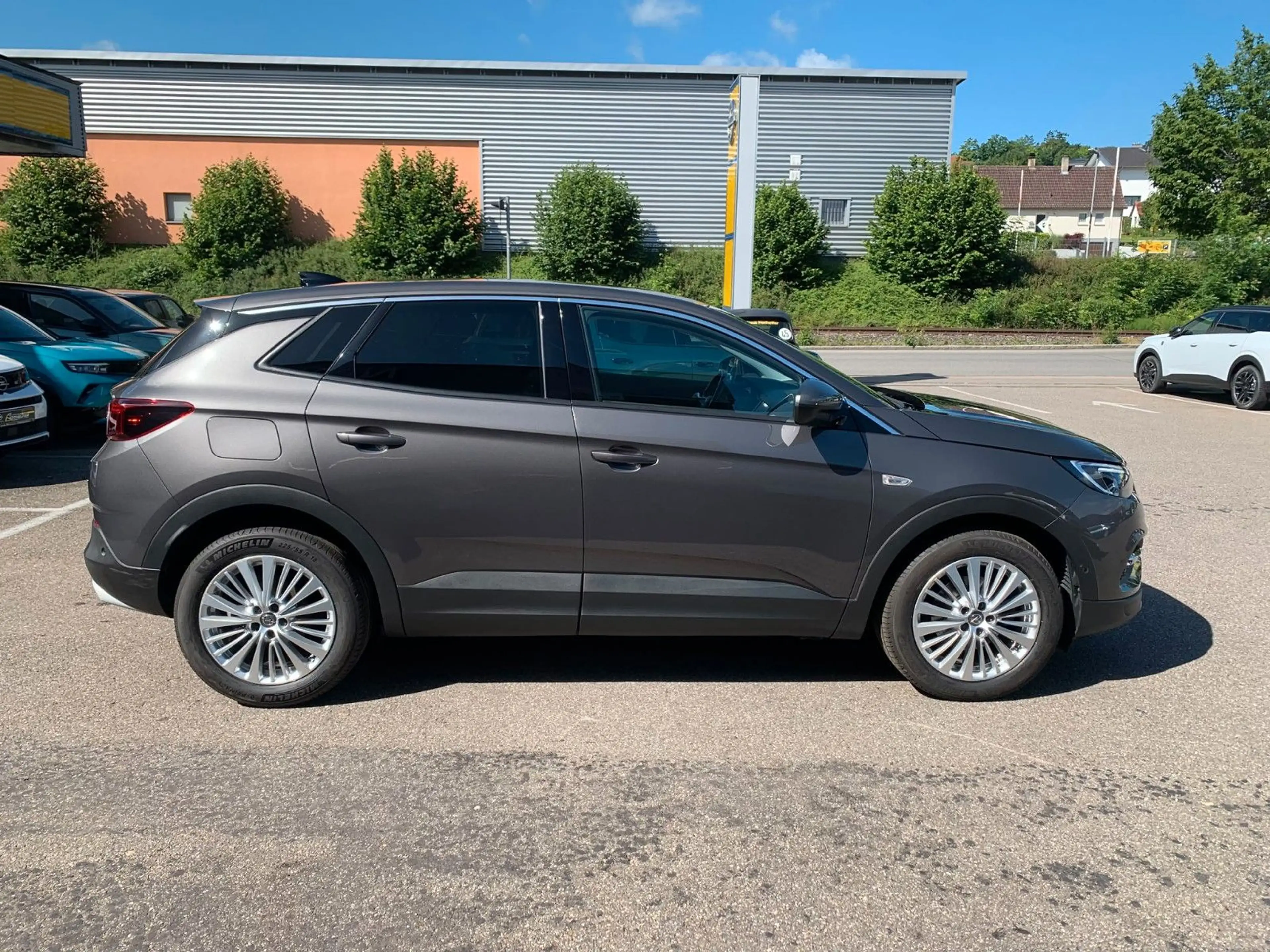 Opel Grandland X Innovation 1.5 Diesel 6 Gang — photo 5