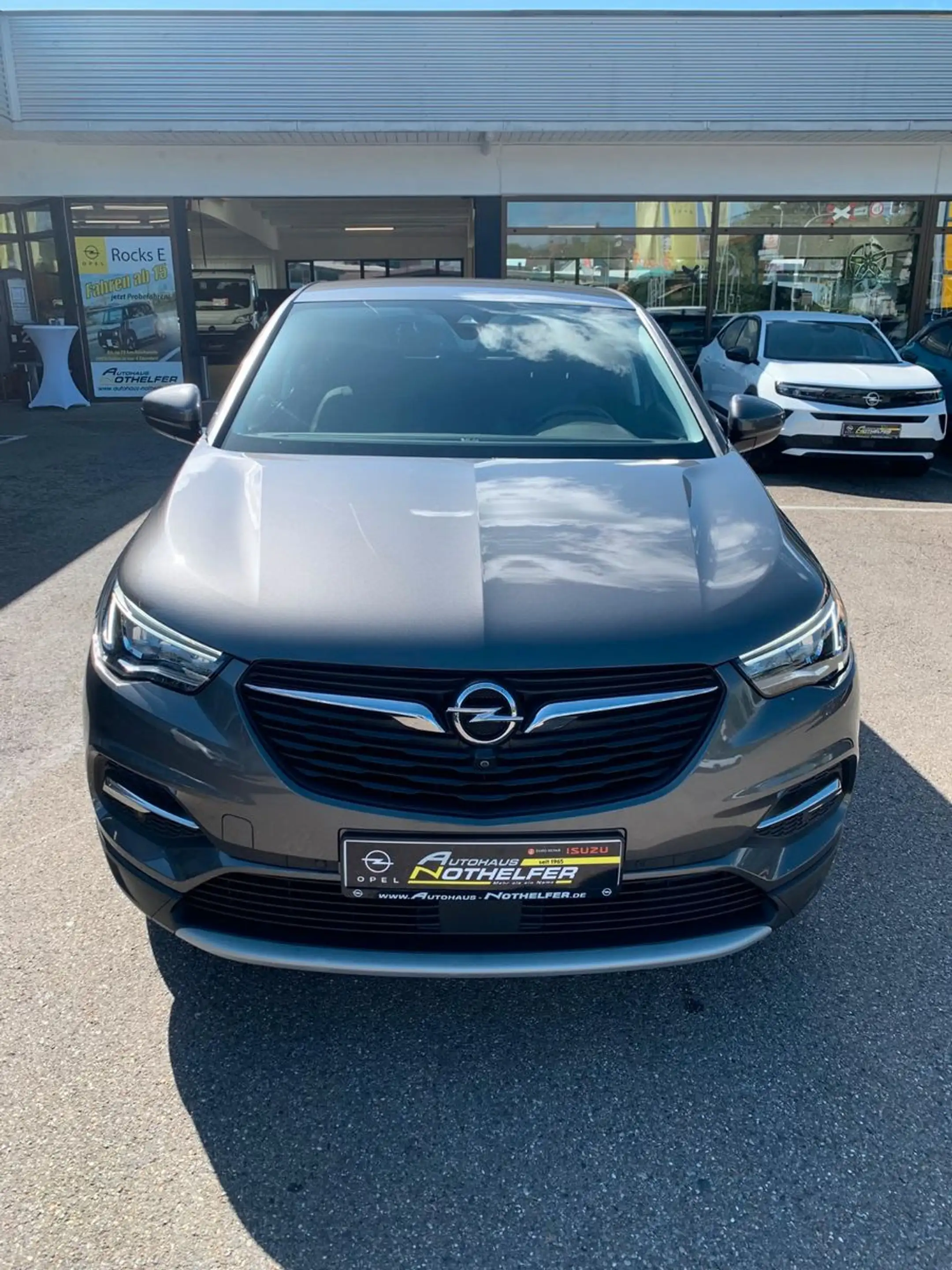 Opel Grandland X Innovation 1.5 Diesel 6 Gang — photo 3