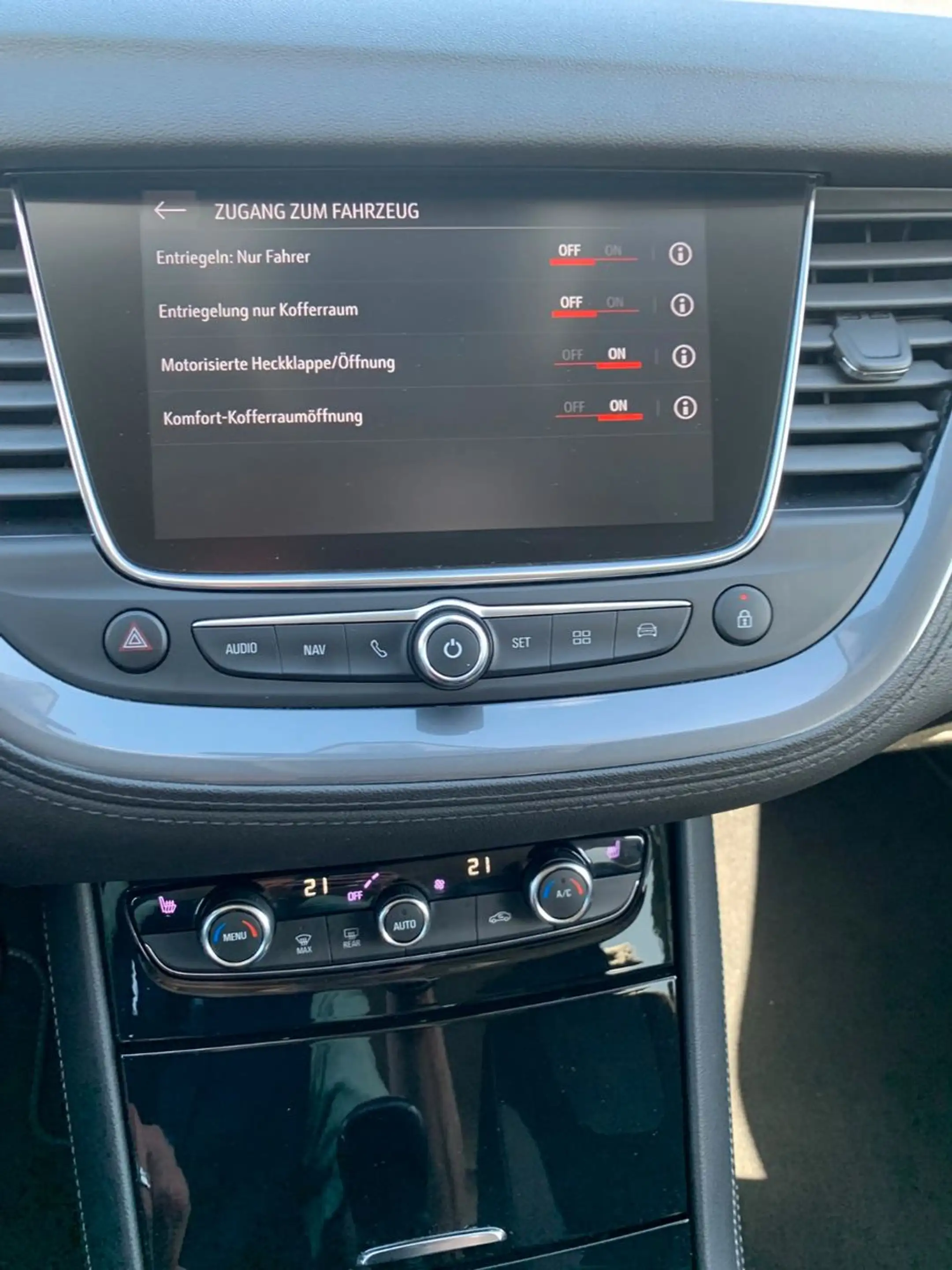 Opel Grandland X Innovation 1.5 Diesel 6 Gang — photo 25