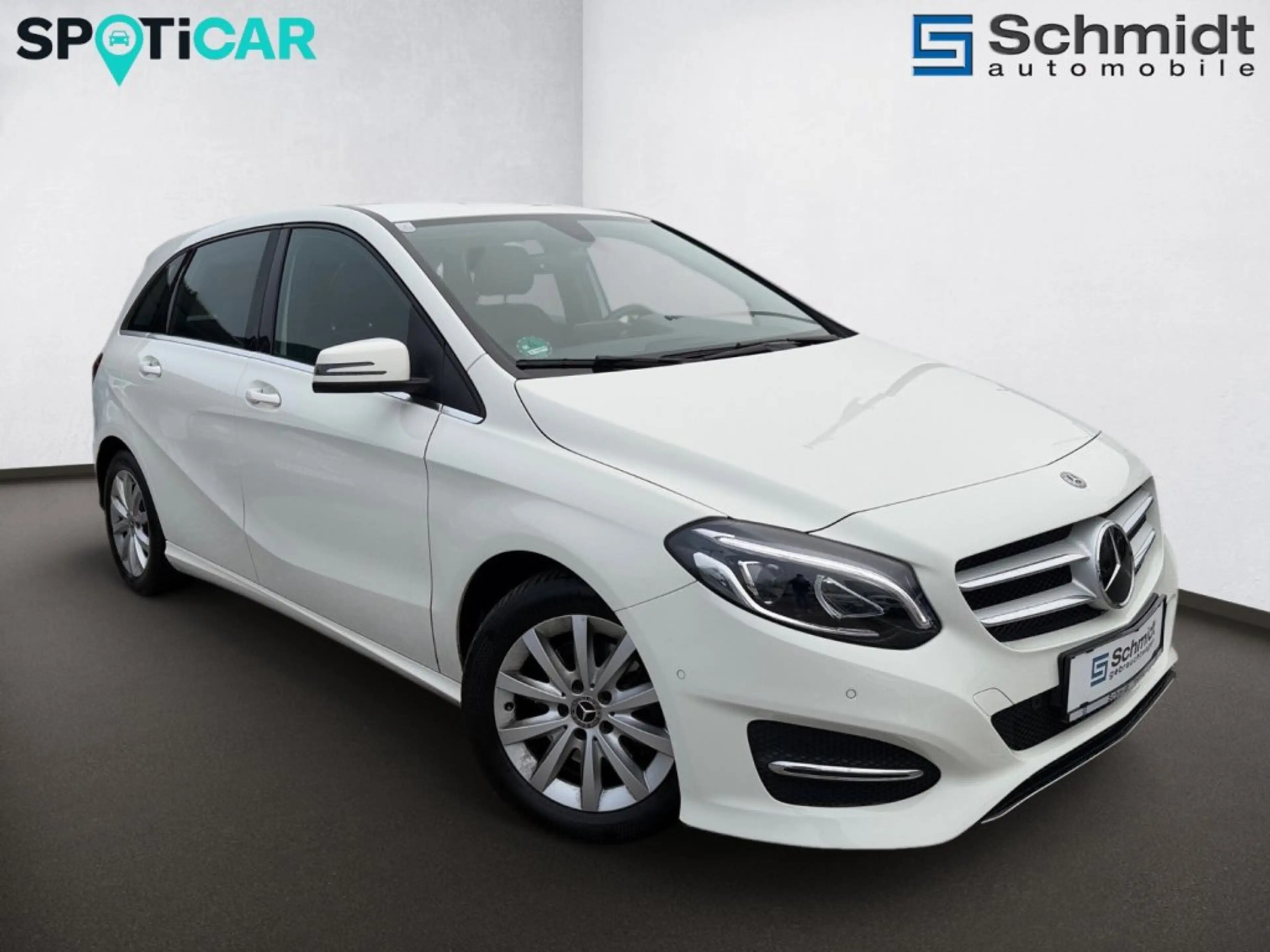 Mercedes-Benz B 220 4MATIC Aut. — photo 5