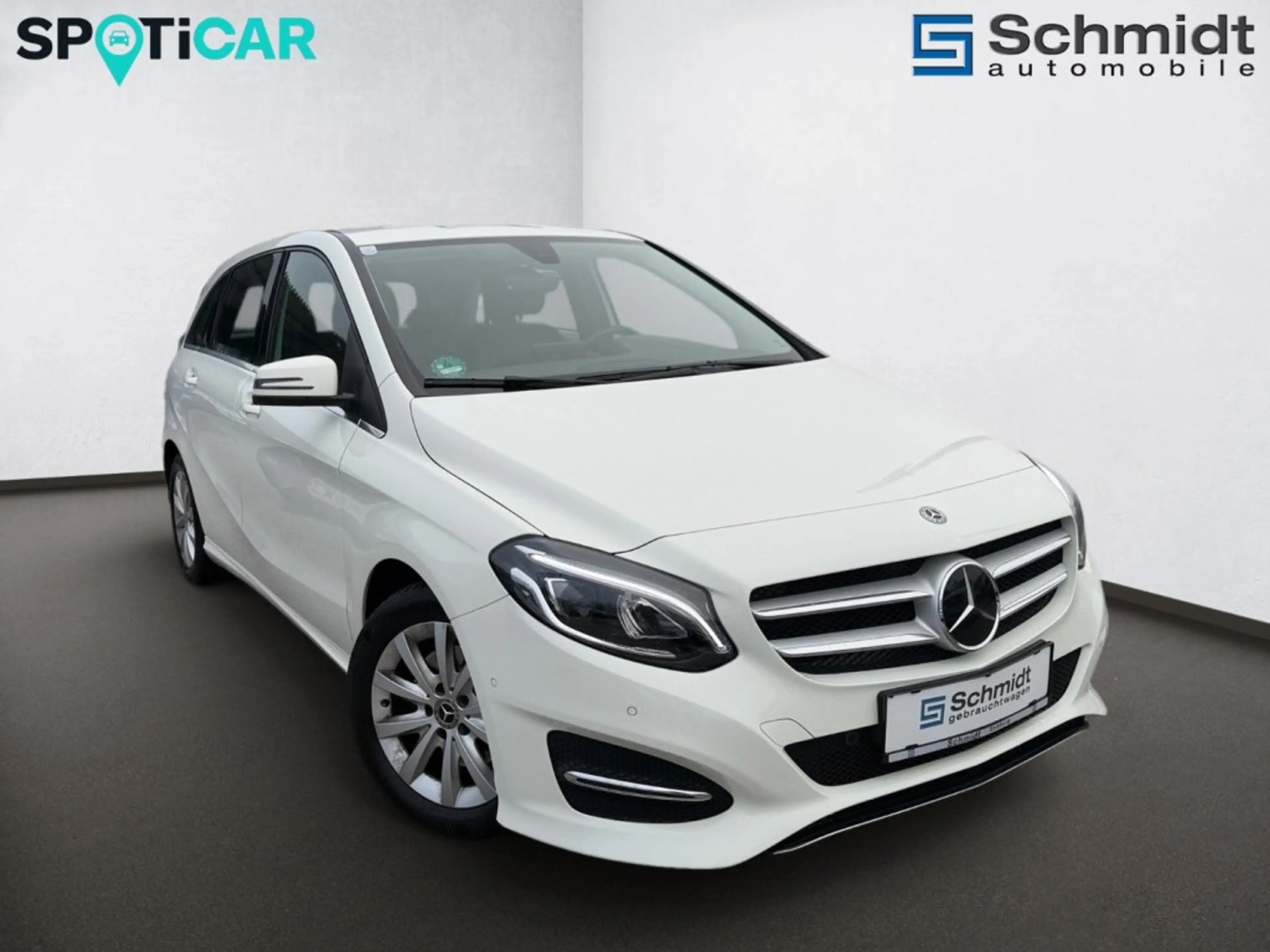 Mercedes-Benz B 220 4MATIC Aut. — photo 6