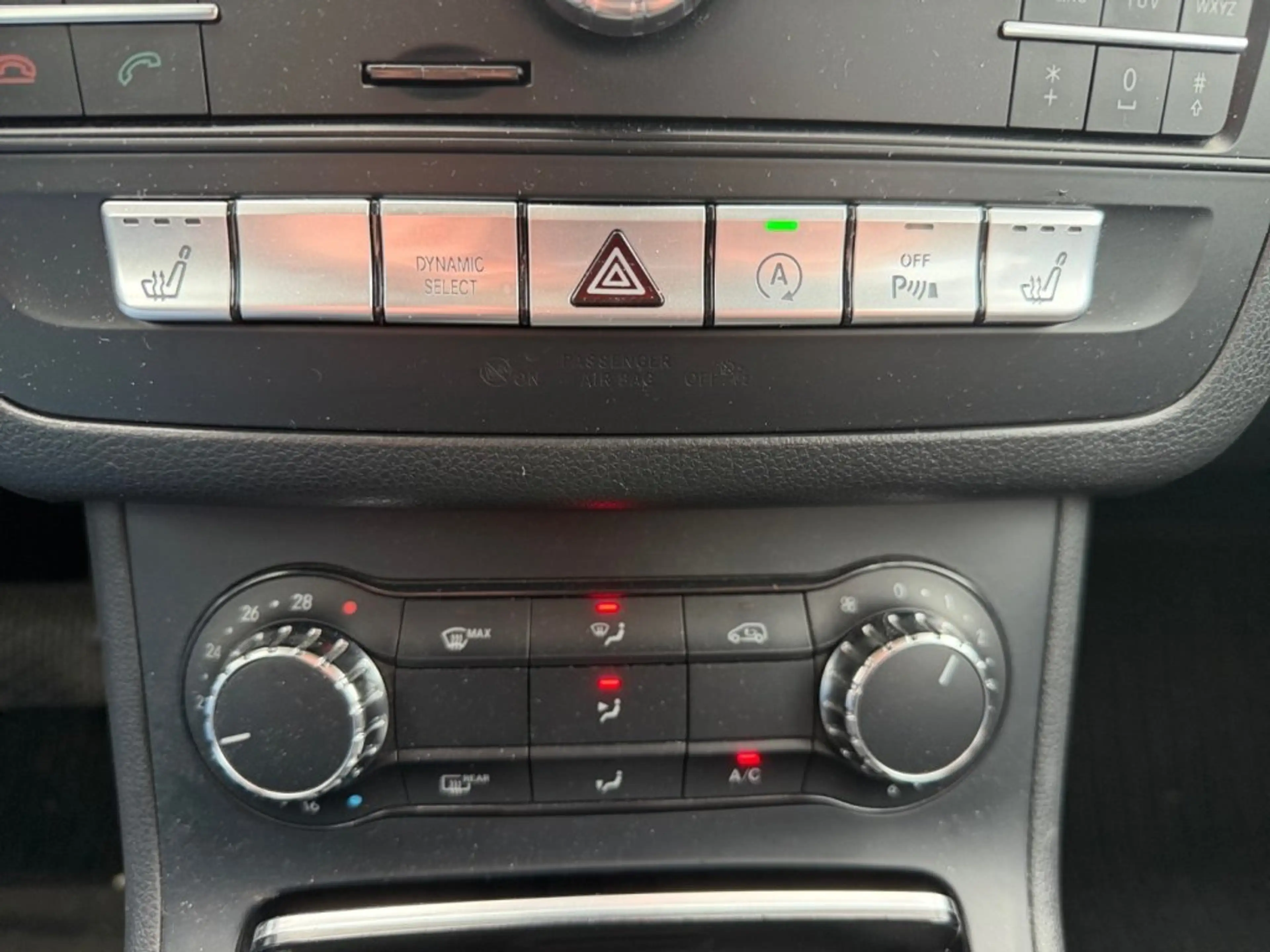 Mercedes-Benz B 220 4MATIC Aut. — photo 15