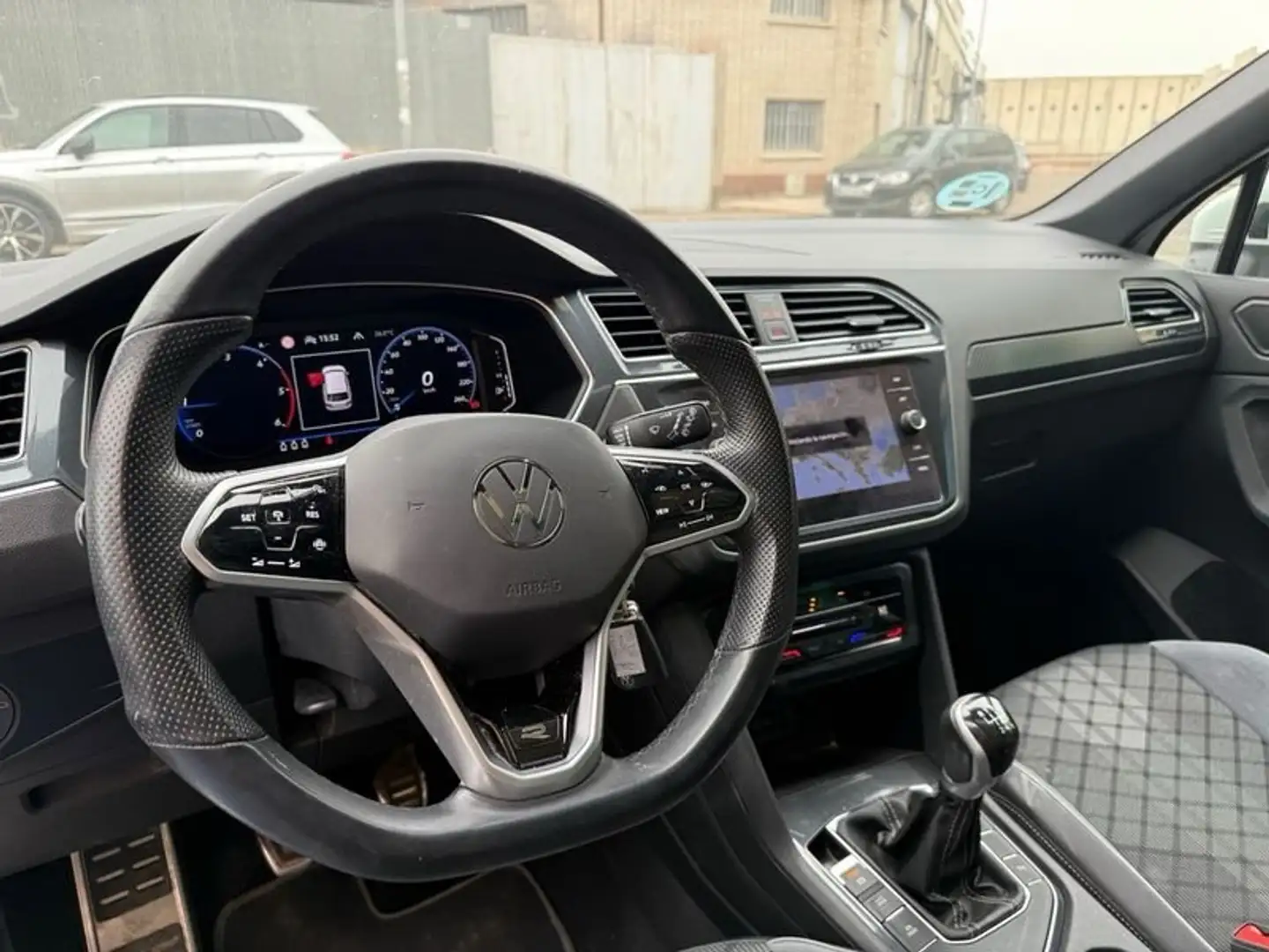 Volkswagen Tiguan 2.0 TDI 150 R-Line 5p Blanco - 1